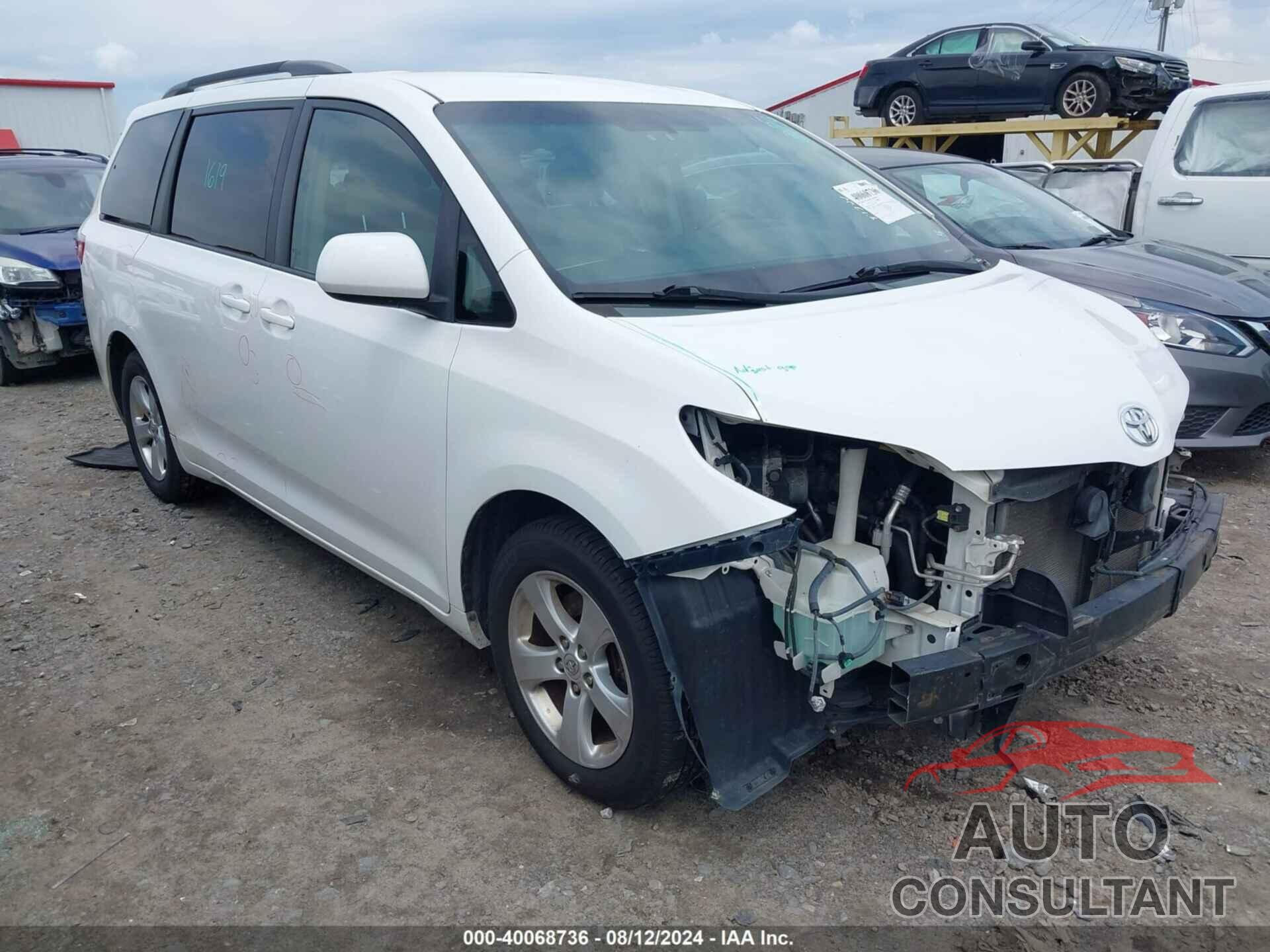 TOYOTA SIENNA 2015 - 5TDKK3DC9FS629688