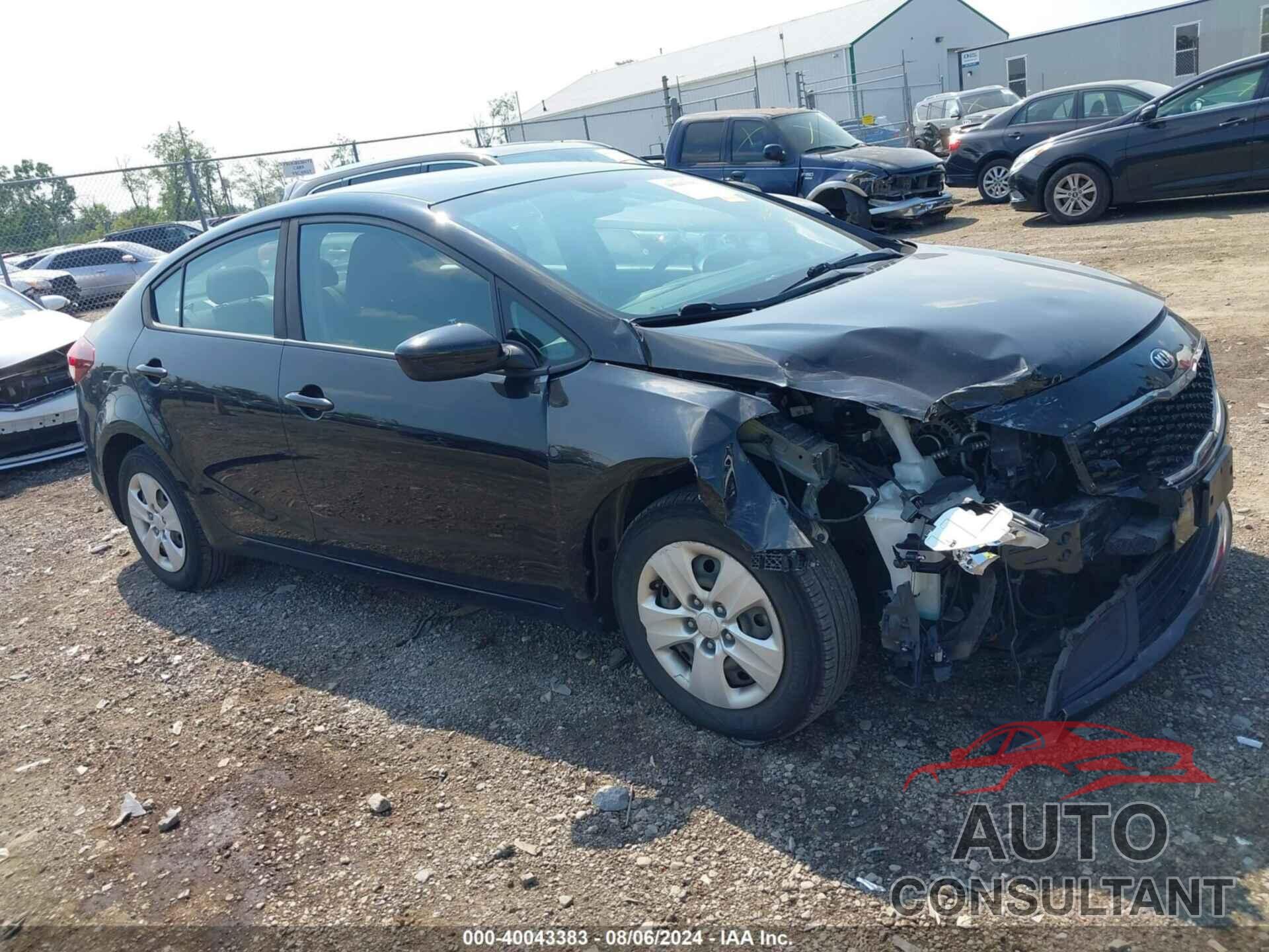 KIA FORTE 2018 - 3KPFK4A74JE238398