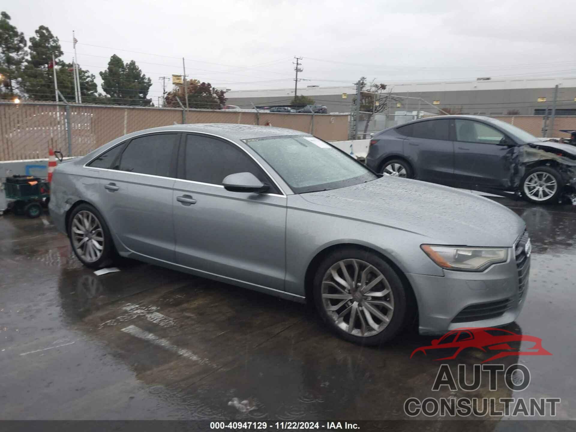 AUDI A6 2012 - WAUDFAFC0CN132350