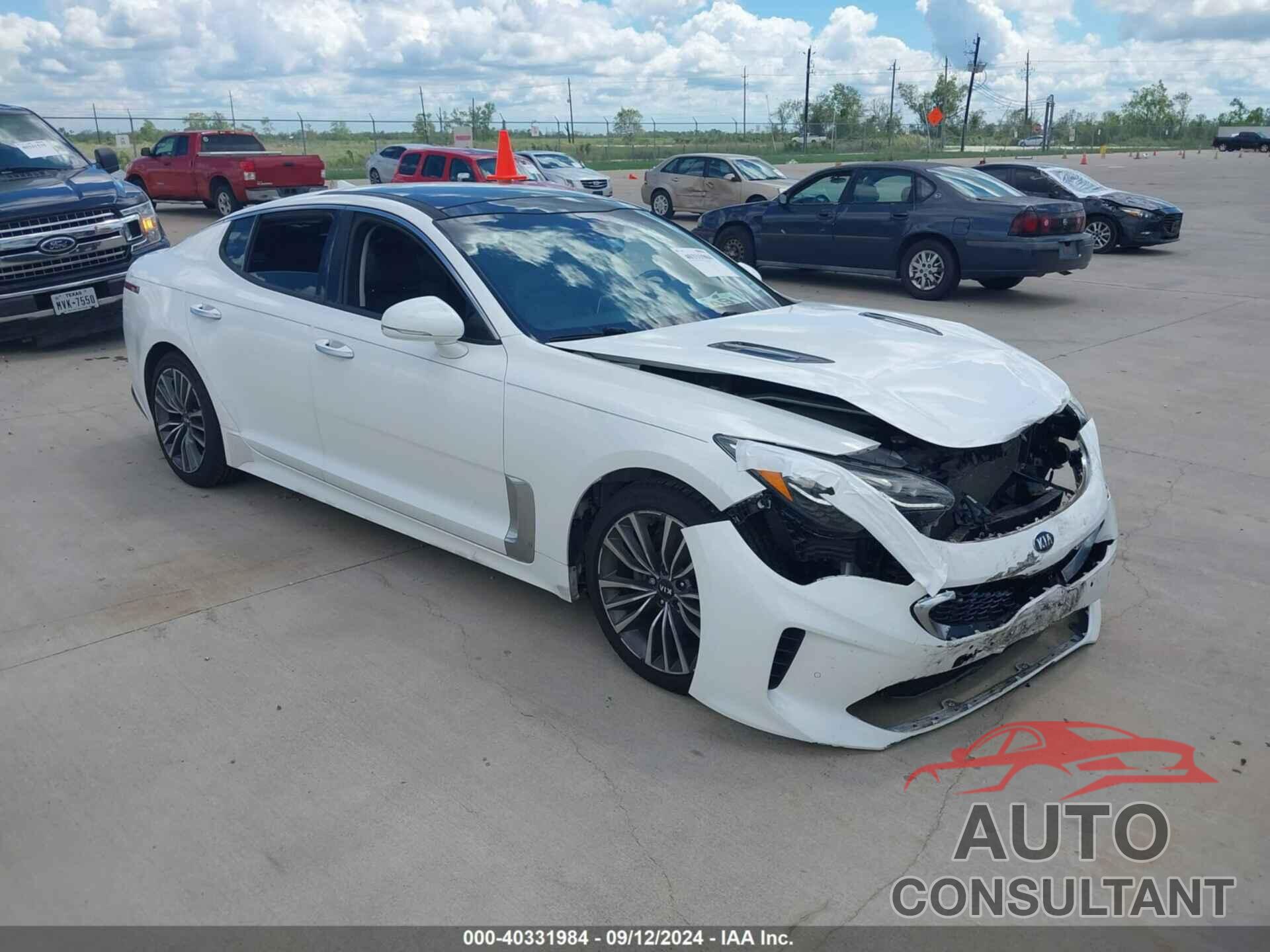 KIA STINGER 2019 - KNAE25LA9K6051477