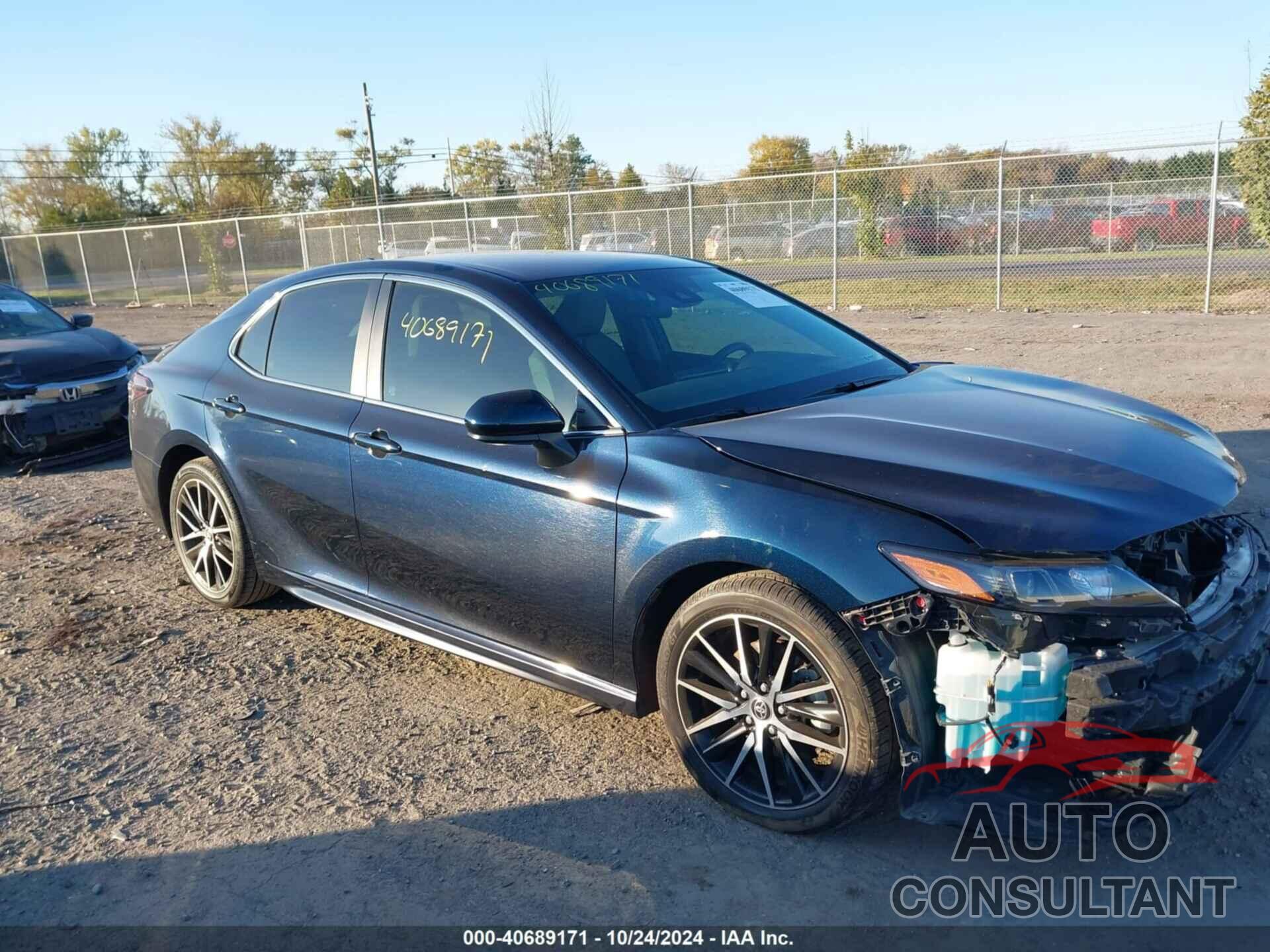 TOYOTA CAMRY 2021 - 4T1G11AK8MU548789