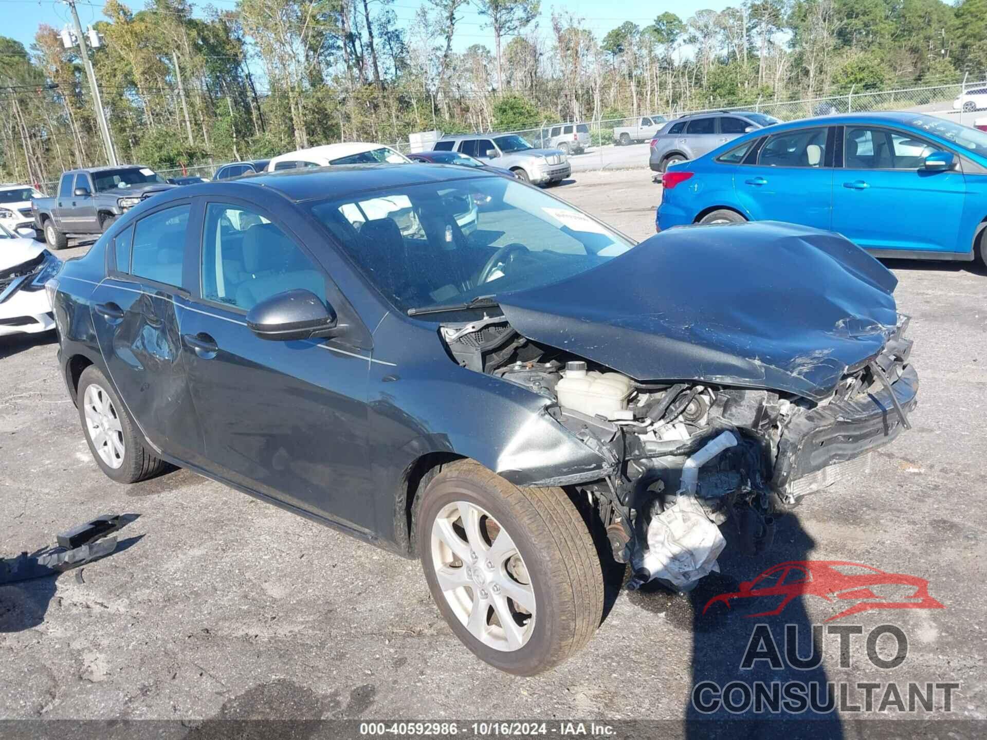 MAZDA MAZDA3 2011 - JM1BL1VF2B1373279