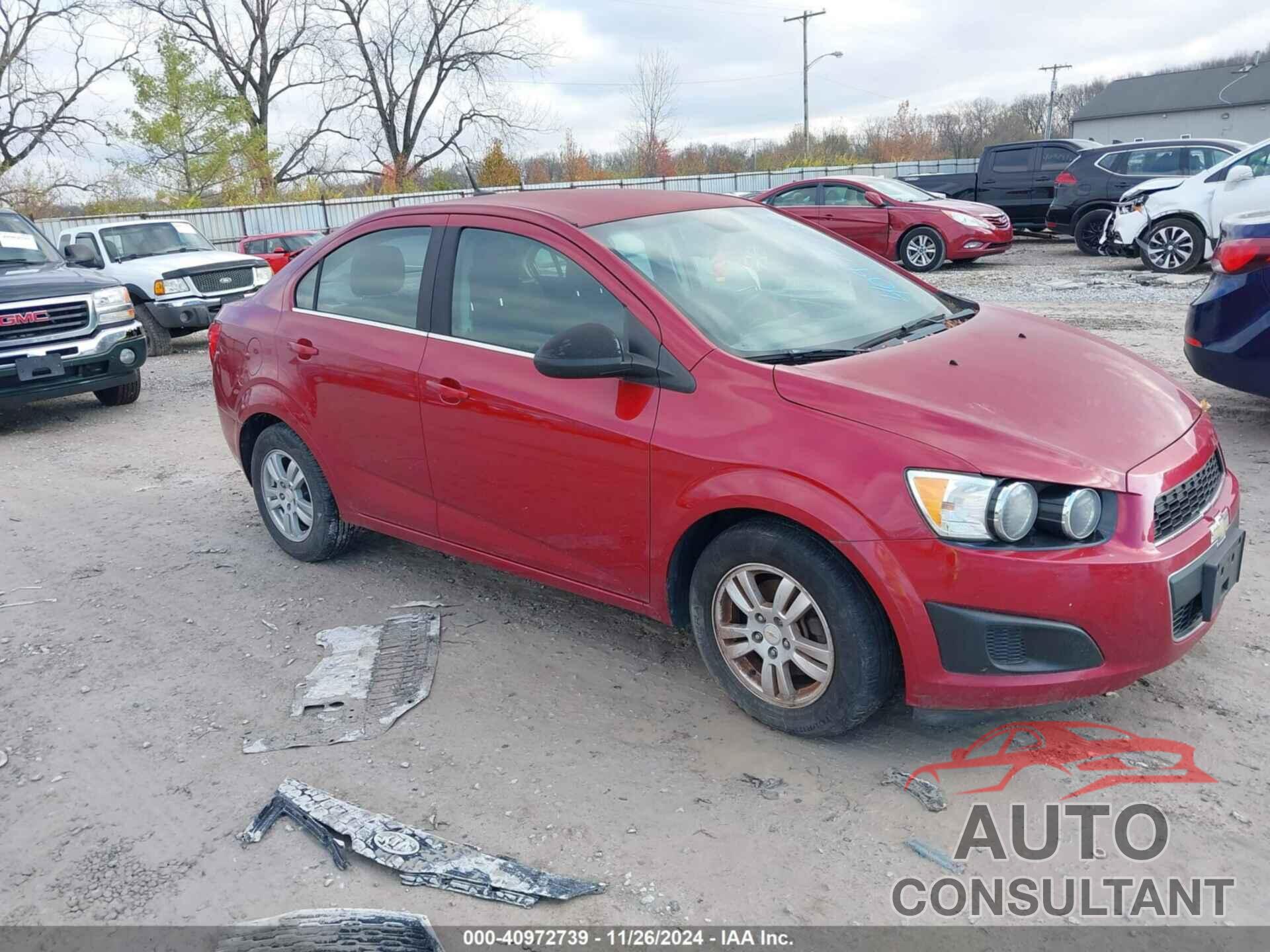 CHEVROLET SONIC 2012 - 1G1JC5SH2C4105723