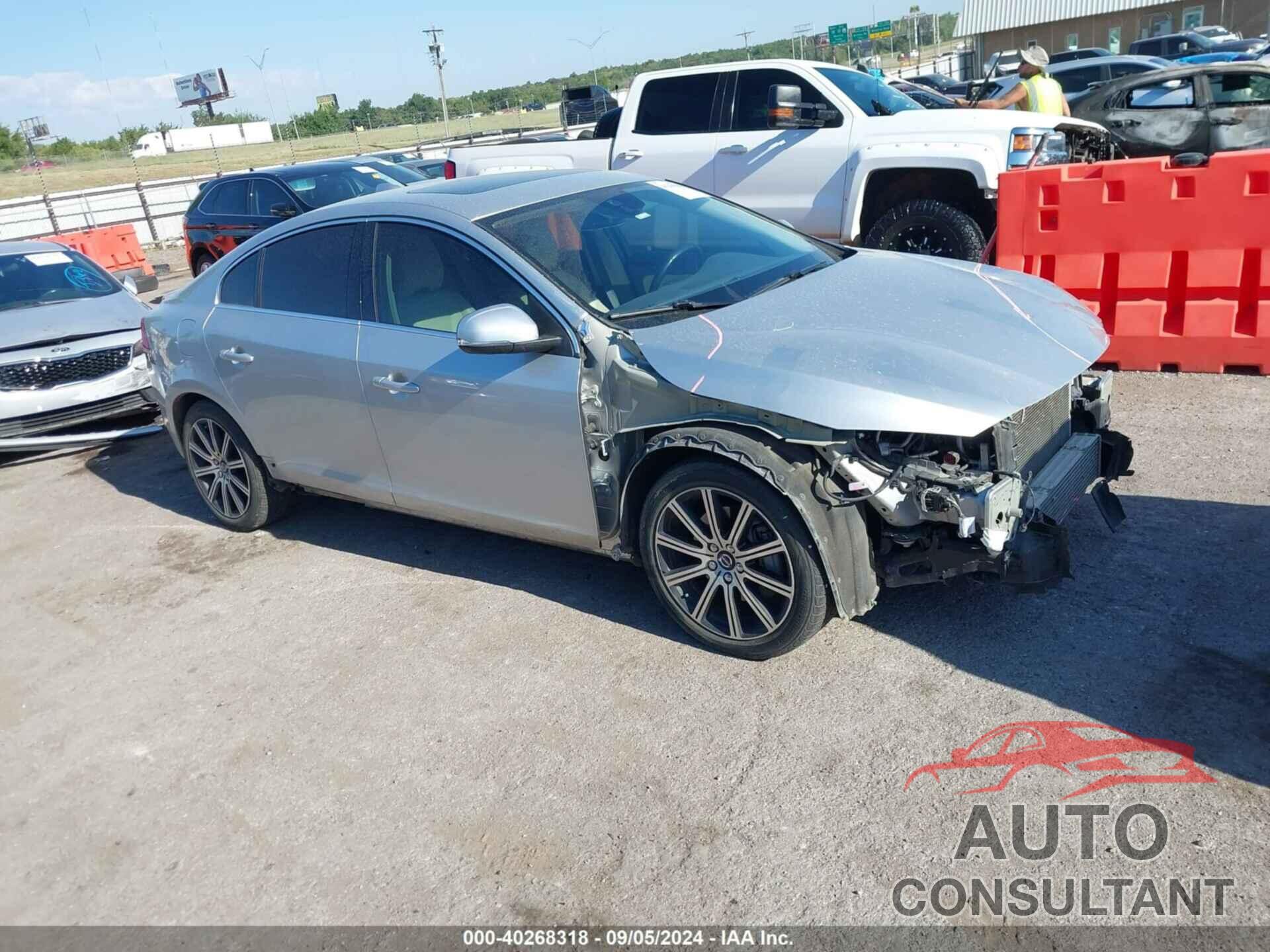 VOLVO S60 INSCRIPTION 2018 - LYV402TK6JB165338