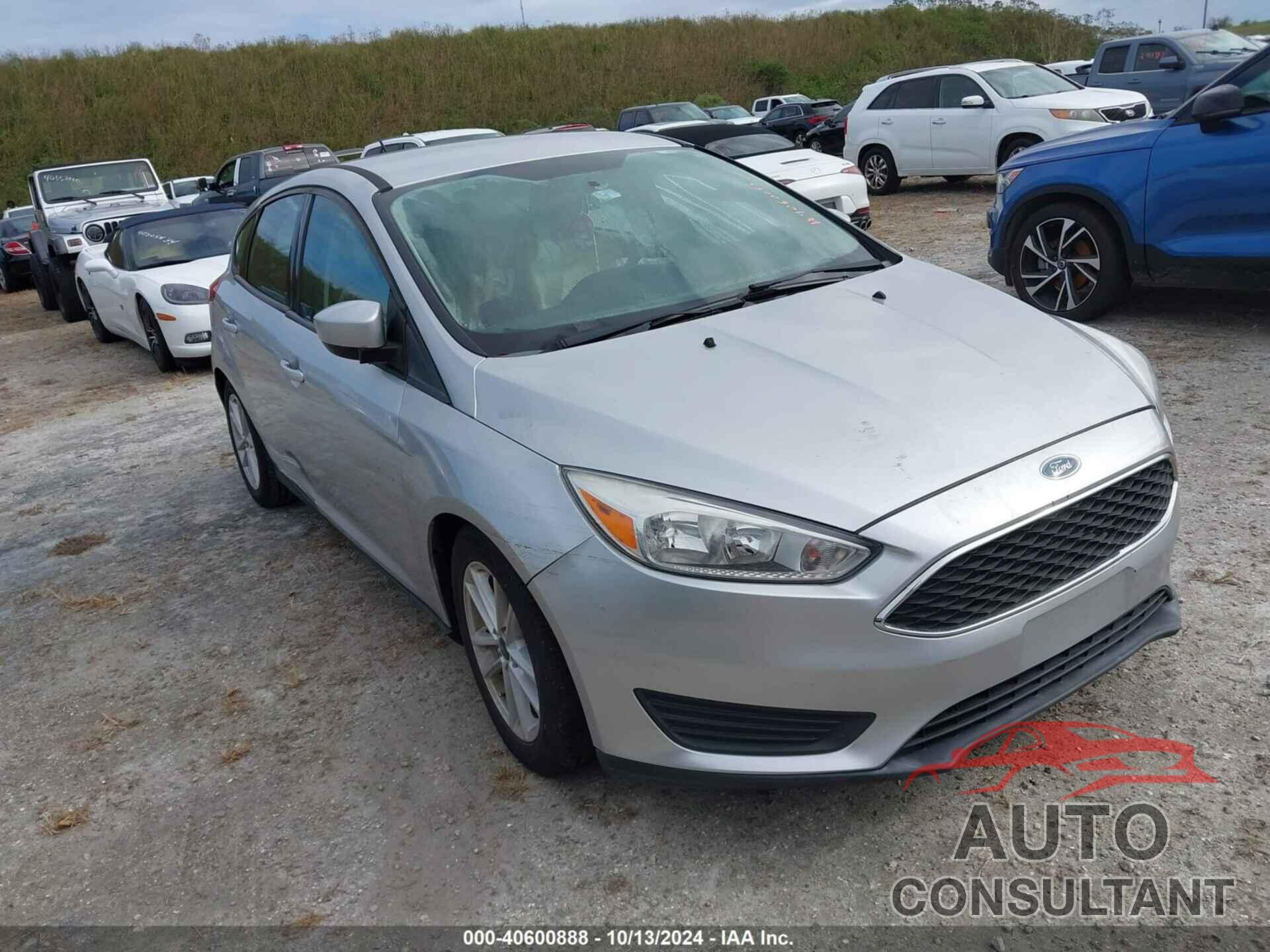 FORD FOCUS 2018 - 1FADP3K24JL256192