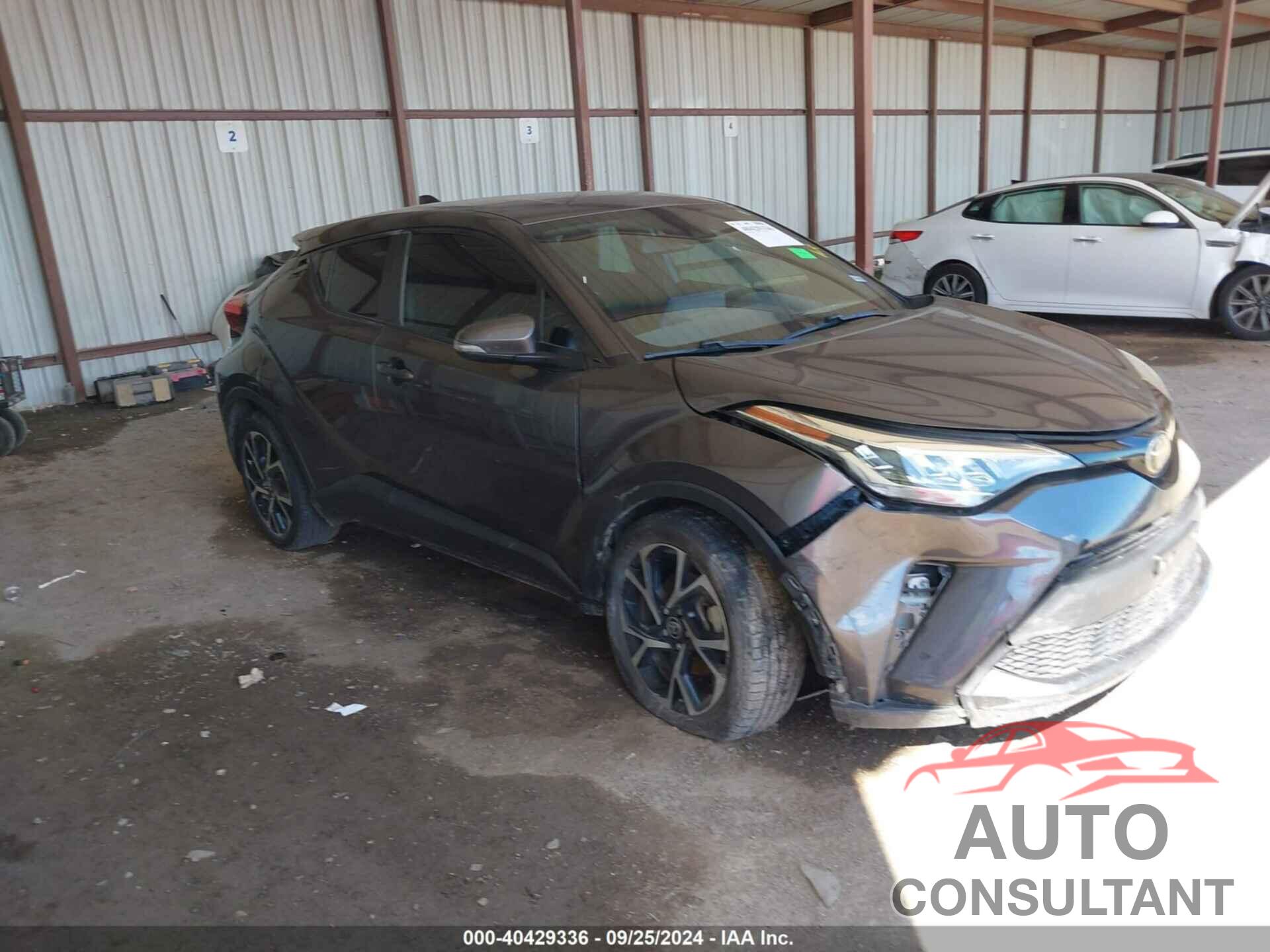 TOYOTA C-HR 2021 - JTNKHMBX9M1111919