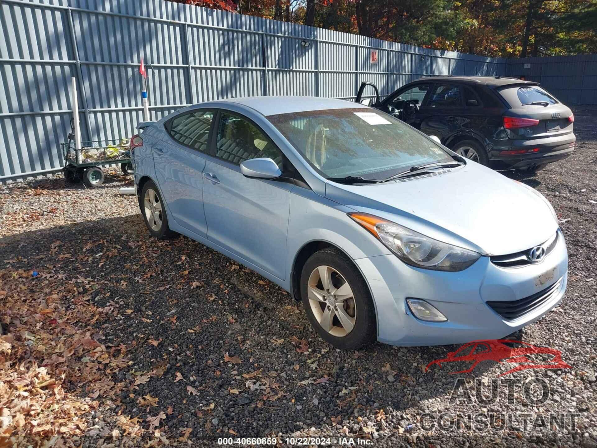 HYUNDAI ELANTRA 2013 - KMHDH4AE4DU656806