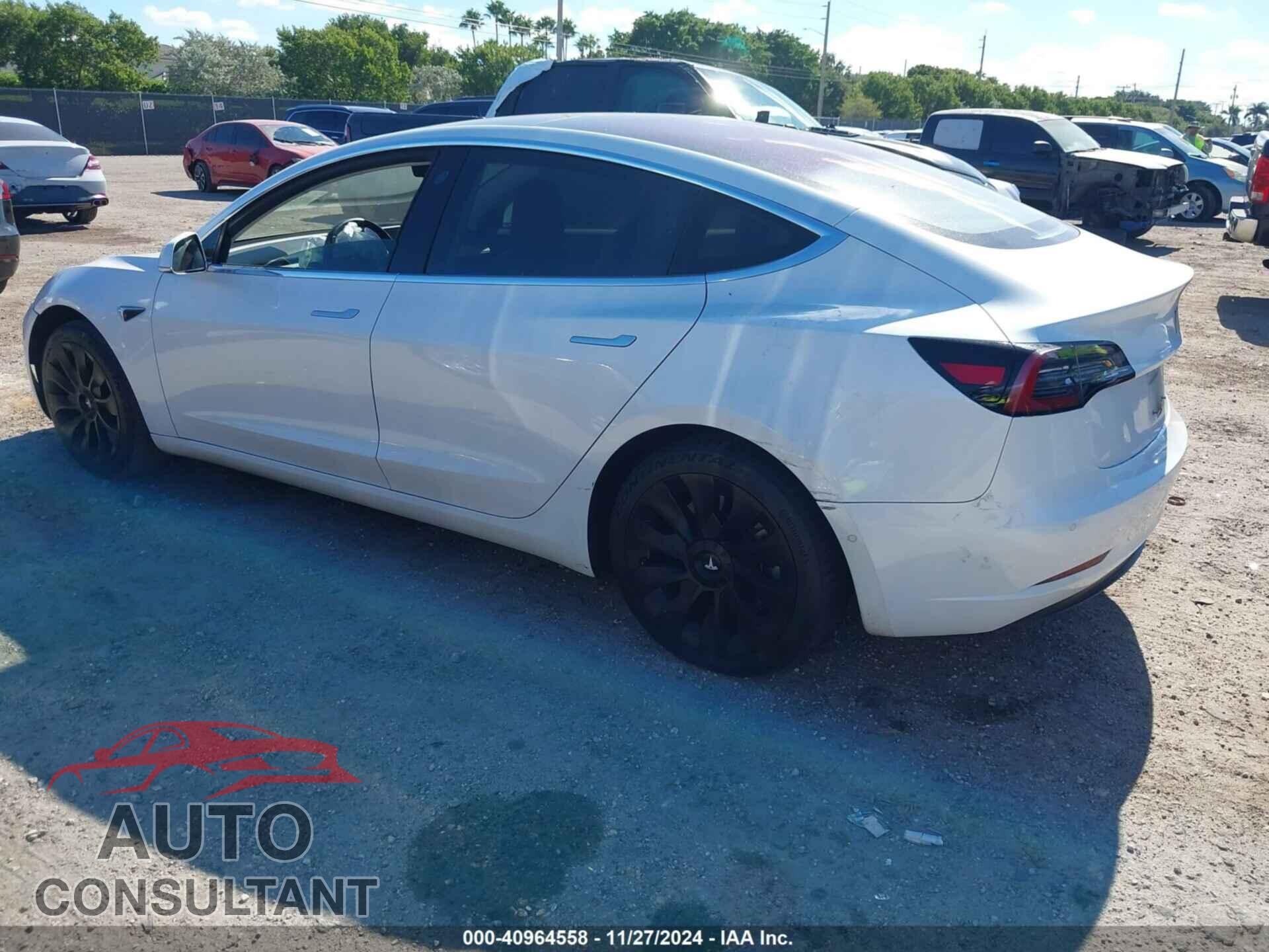 TESLA MODEL 3 2018 - 5YJ3E1EA5JF026327
