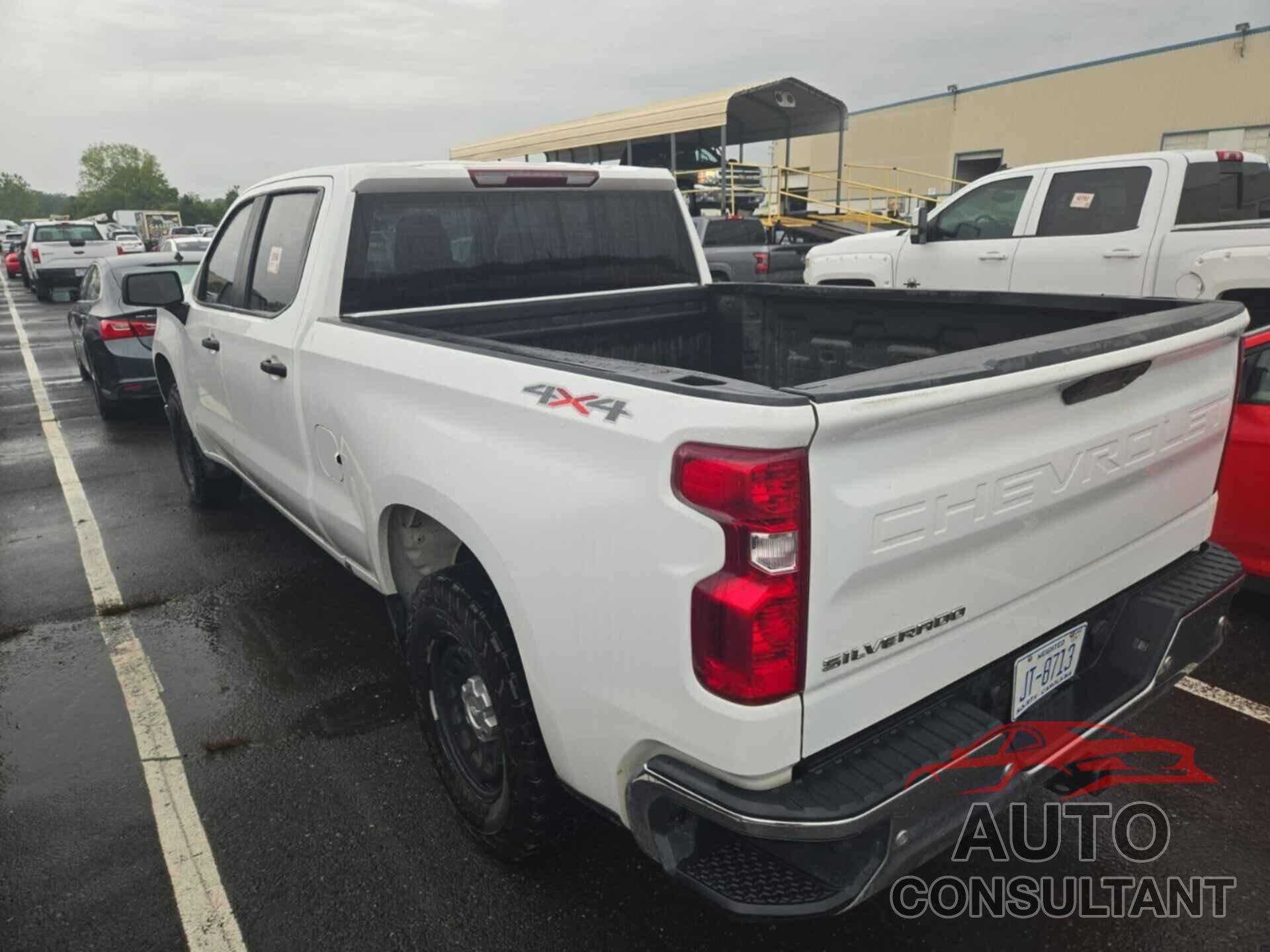 CHEVROLET SILVERADO 2020 - 1GCUYAEF6LZ166276