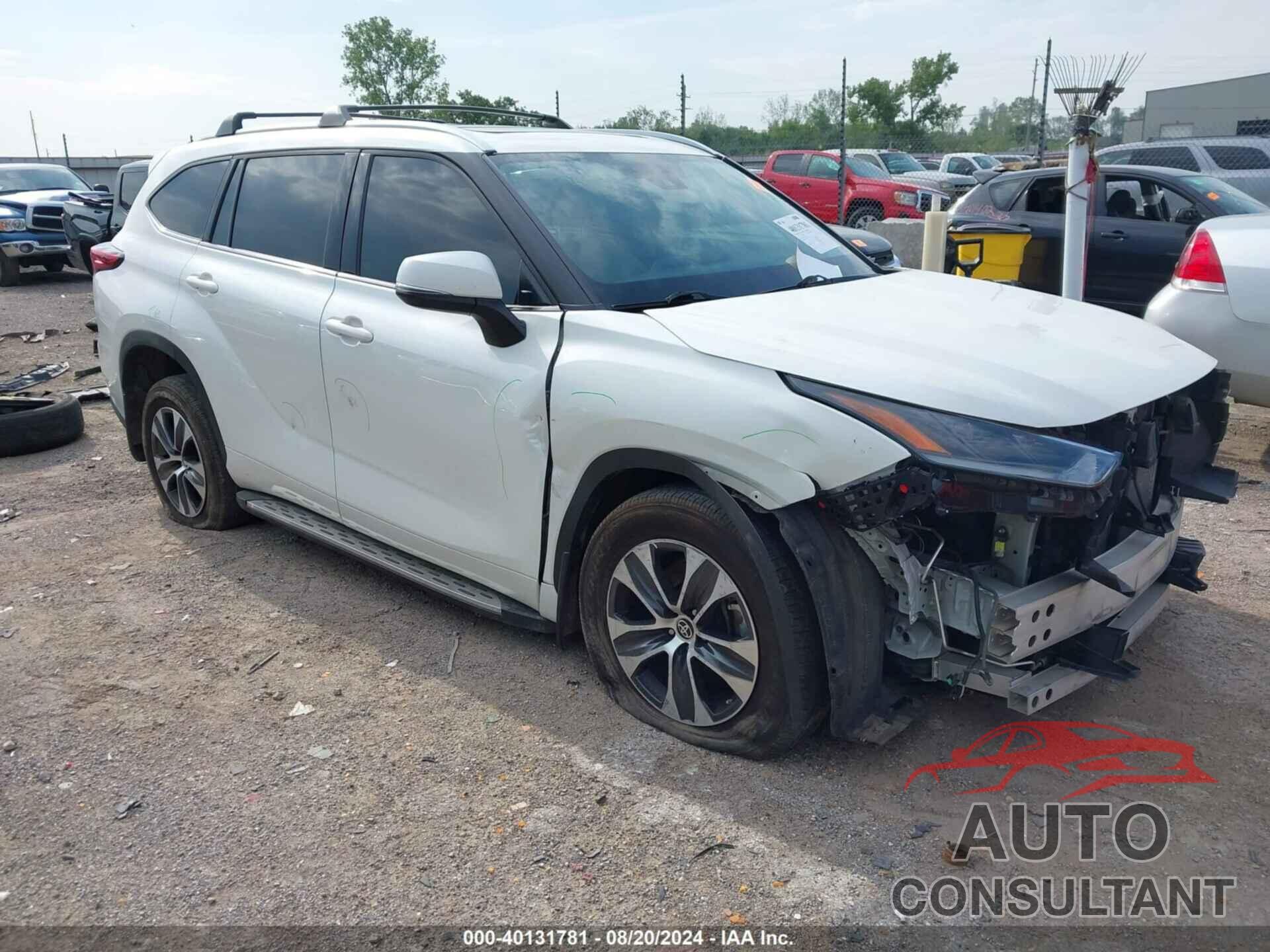 TOYOTA HIGHLANDER 2021 - 5TDGZRAH5MS533476