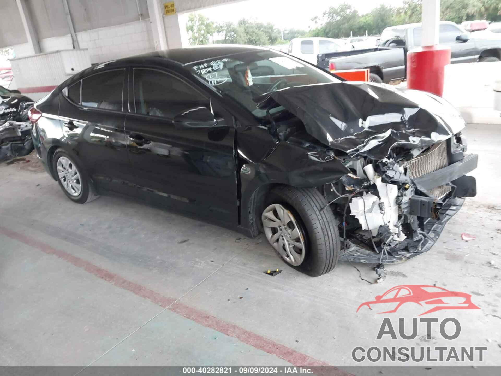 HYUNDAI ELANTRA 2019 - 5NPD74LF6KH459205