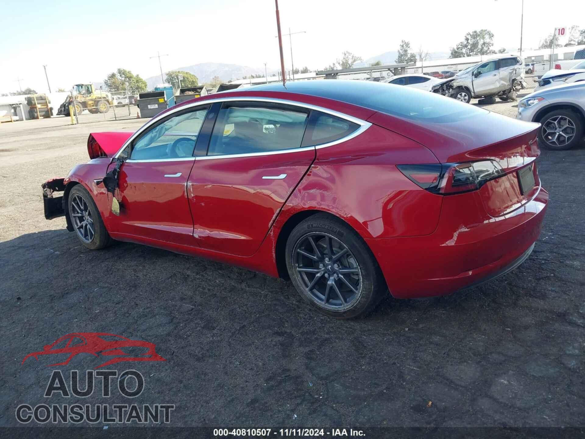 TESLA MODEL 3 2019 - 5YJ3E1EB6KF442073