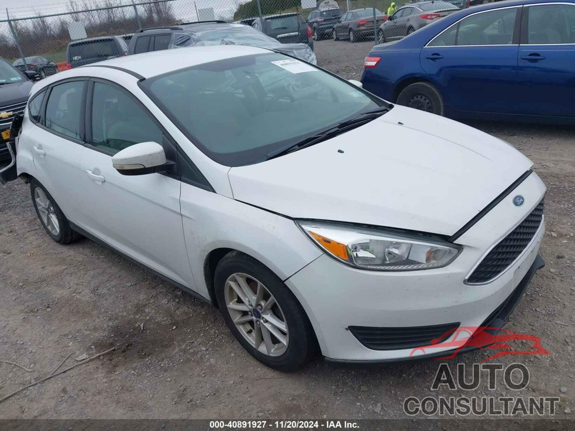 FORD FOCUS 2015 - 1FADP3K22FL270874