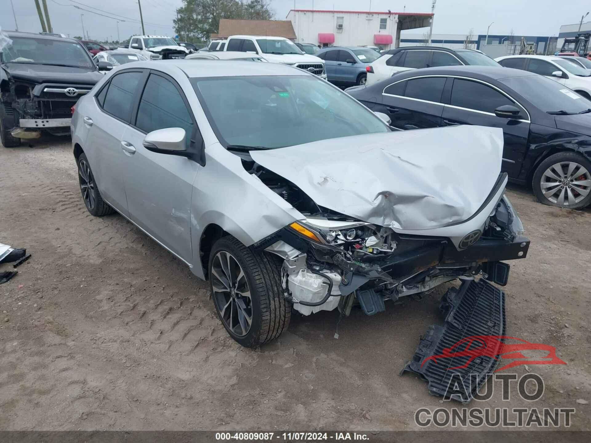 TOYOTA COROLLA 2018 - 5YFBURHE2JP796632