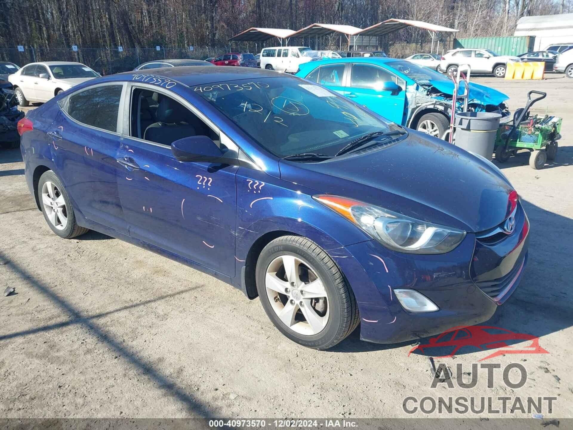 HYUNDAI ELANTRA 2013 - 5NPDH4AE0DH420989