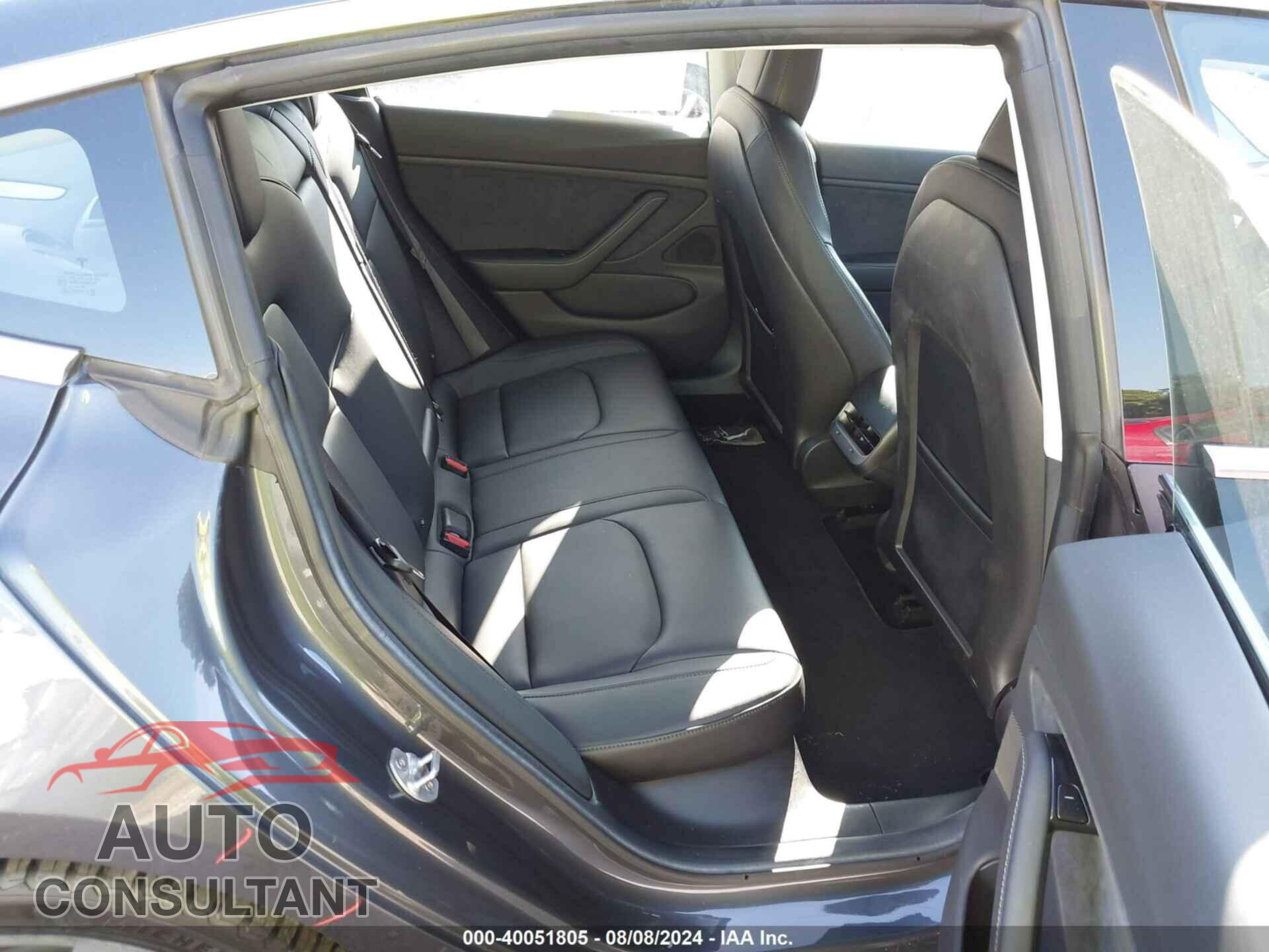 TESLA MODEL 3 2018 - 5YJ3E1EA8JF017718