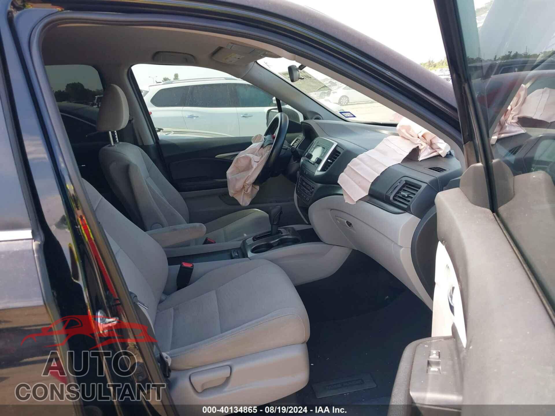 HONDA PILOT 2017 - 5FNYF5H19HB017419