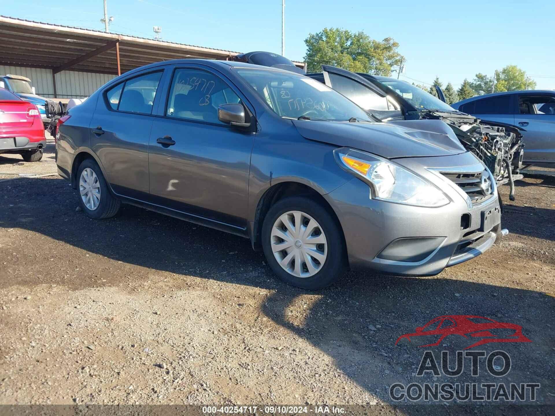 NISSAN VERSA 2018 - 3N1CN7AP2JL806450