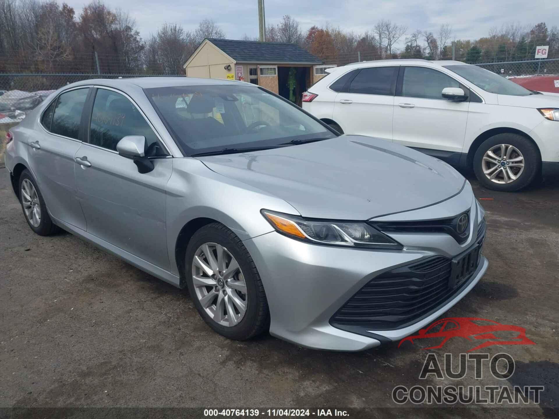 TOYOTA CAMRY 2018 - 4T1B11HK6JU504477
