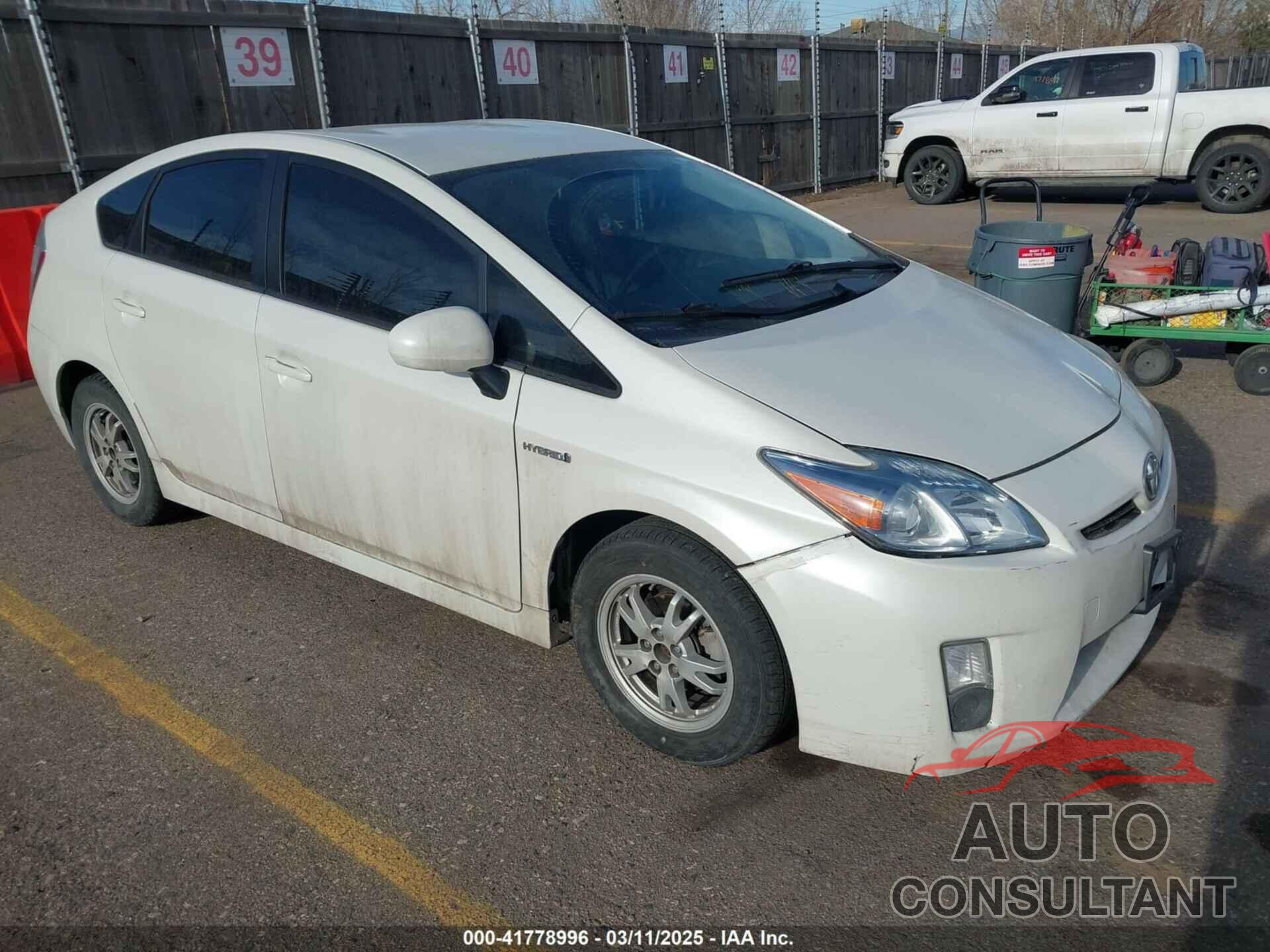 TOYOTA PRIUS 2011 - JTDKN3DU3B1342984
