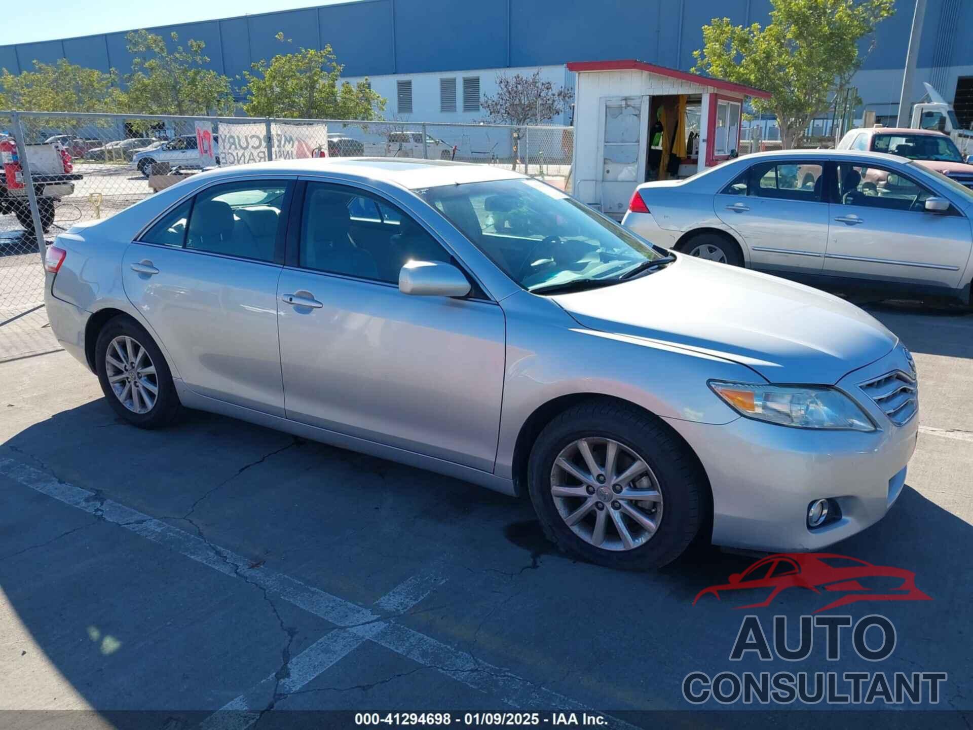 TOYOTA CAMRY 2011 - 4T1BK3EK2BU130268