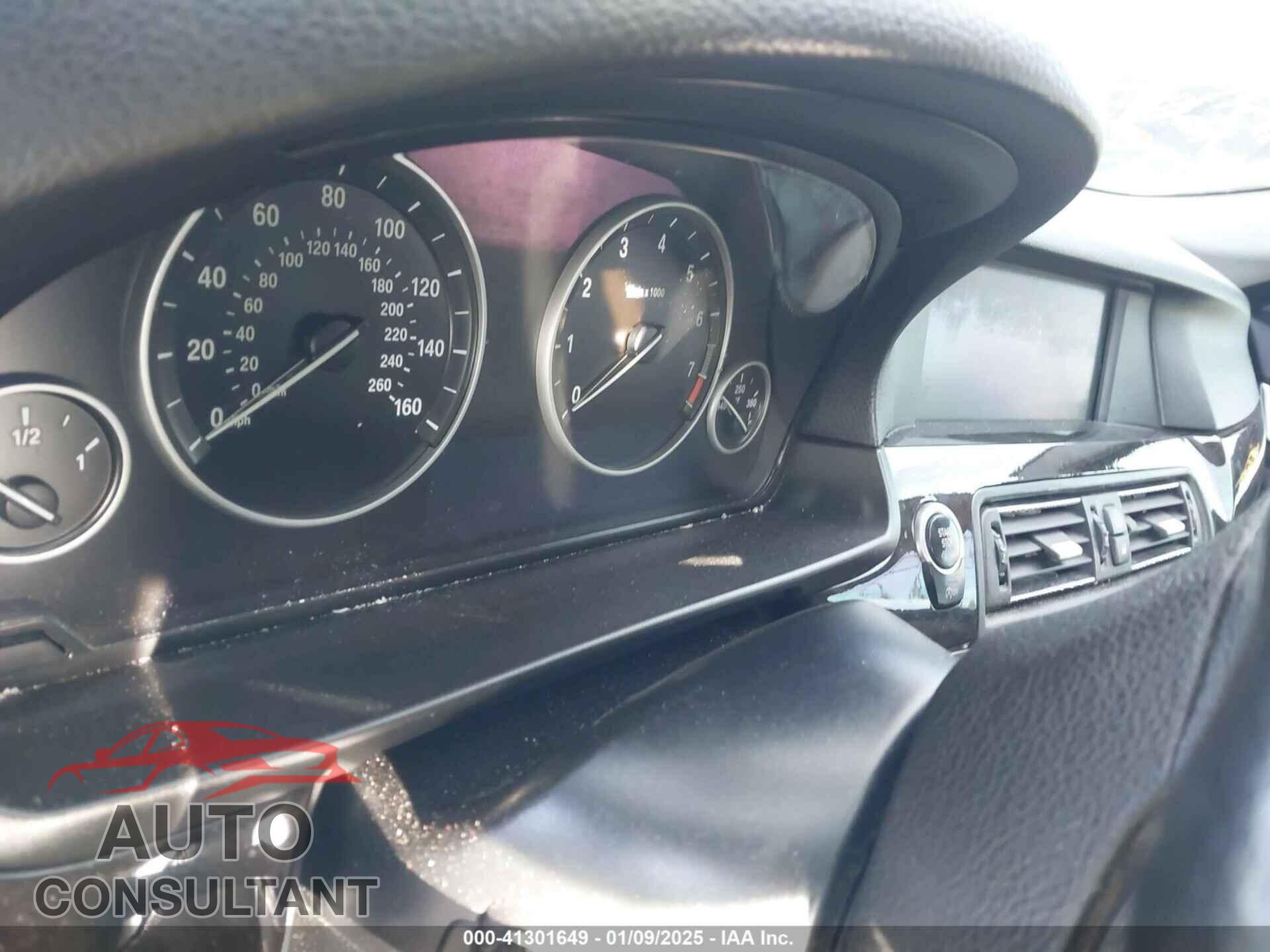 BMW 528I 2012 - WBAXH5C59CDW02238