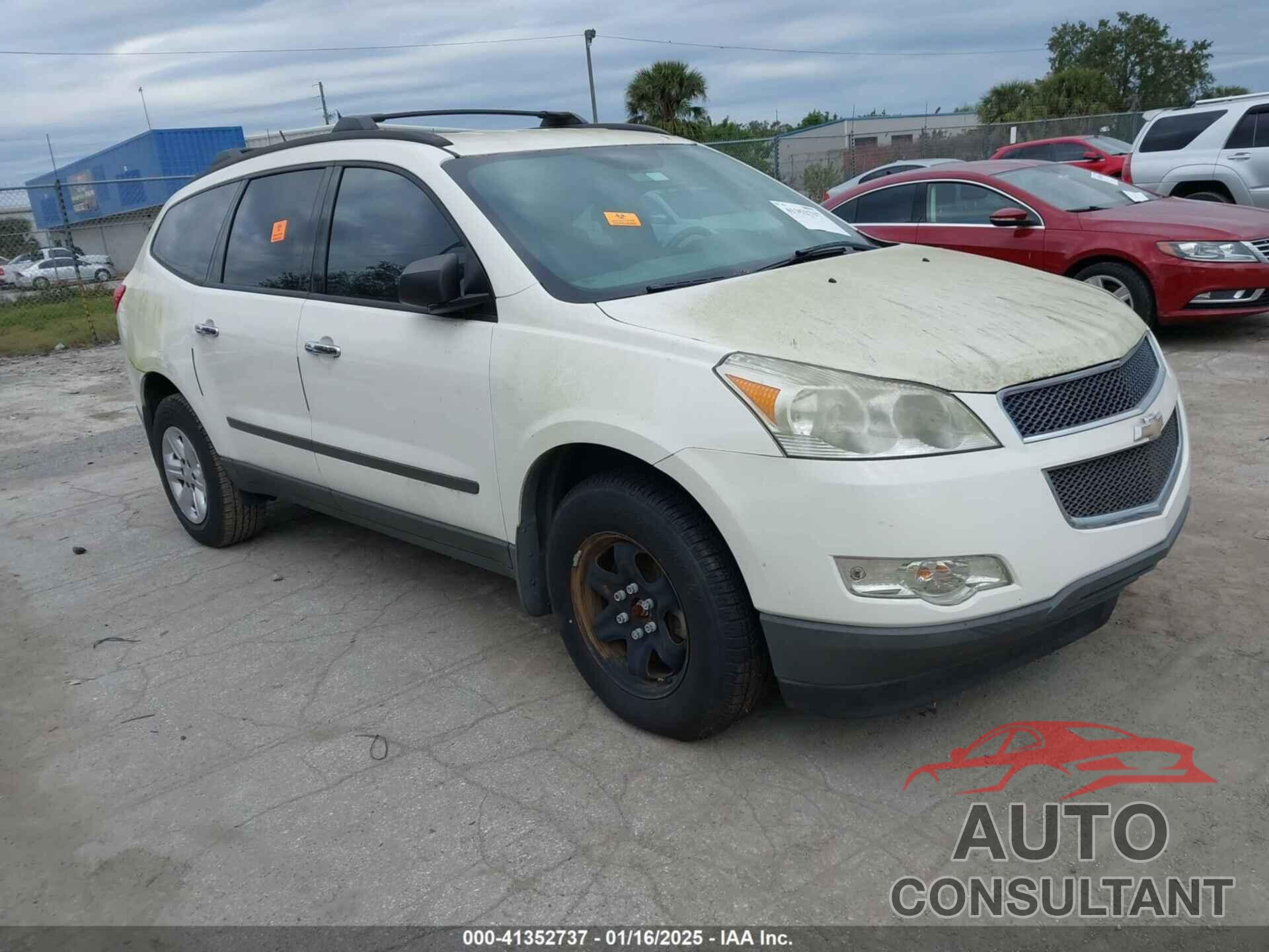 CHEVROLET TRAVERSE 2012 - 1GNKRFEDXCJ406581