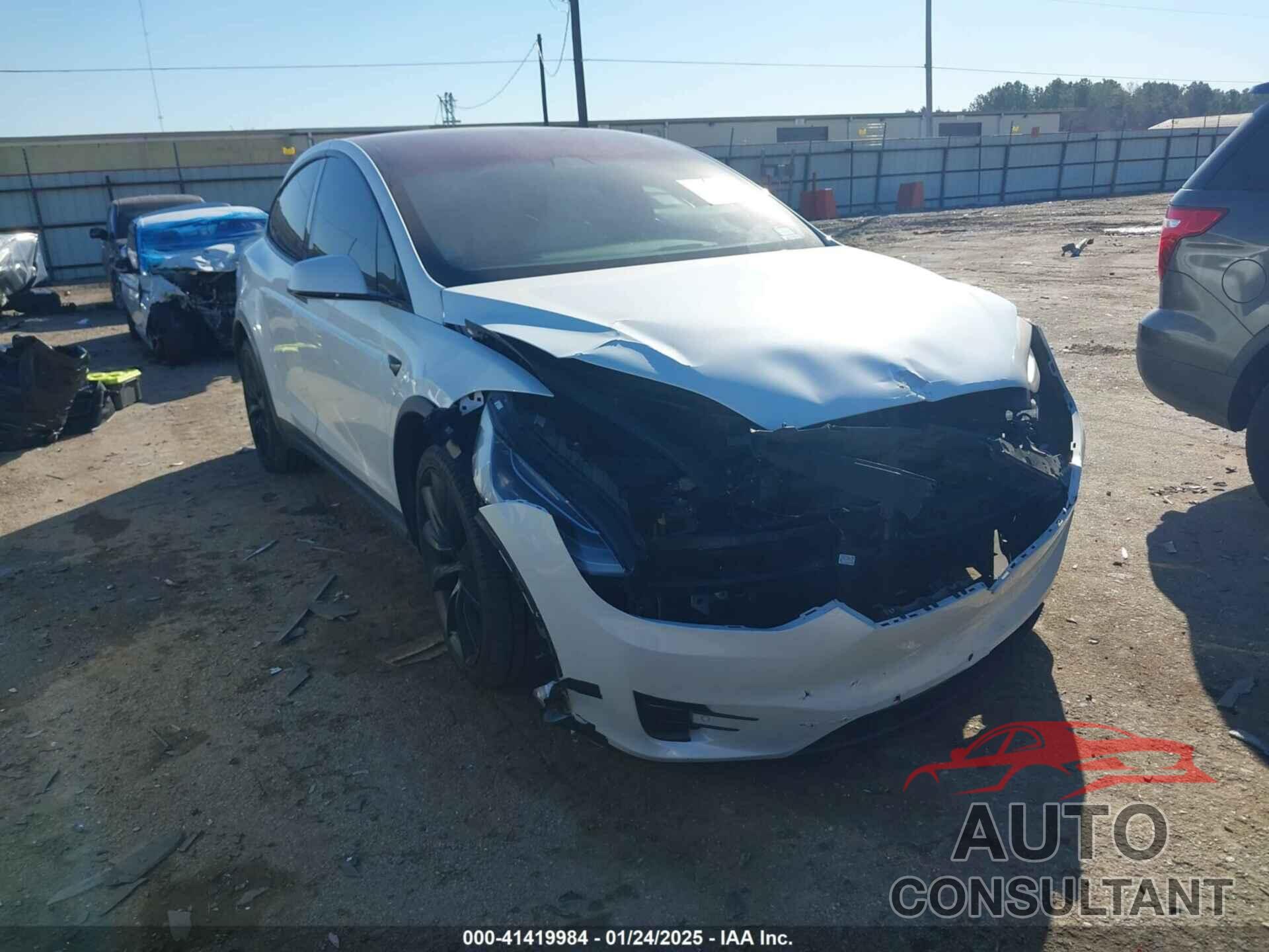 TESLA MODEL X 2018 - 5YJXCAE45JF142953