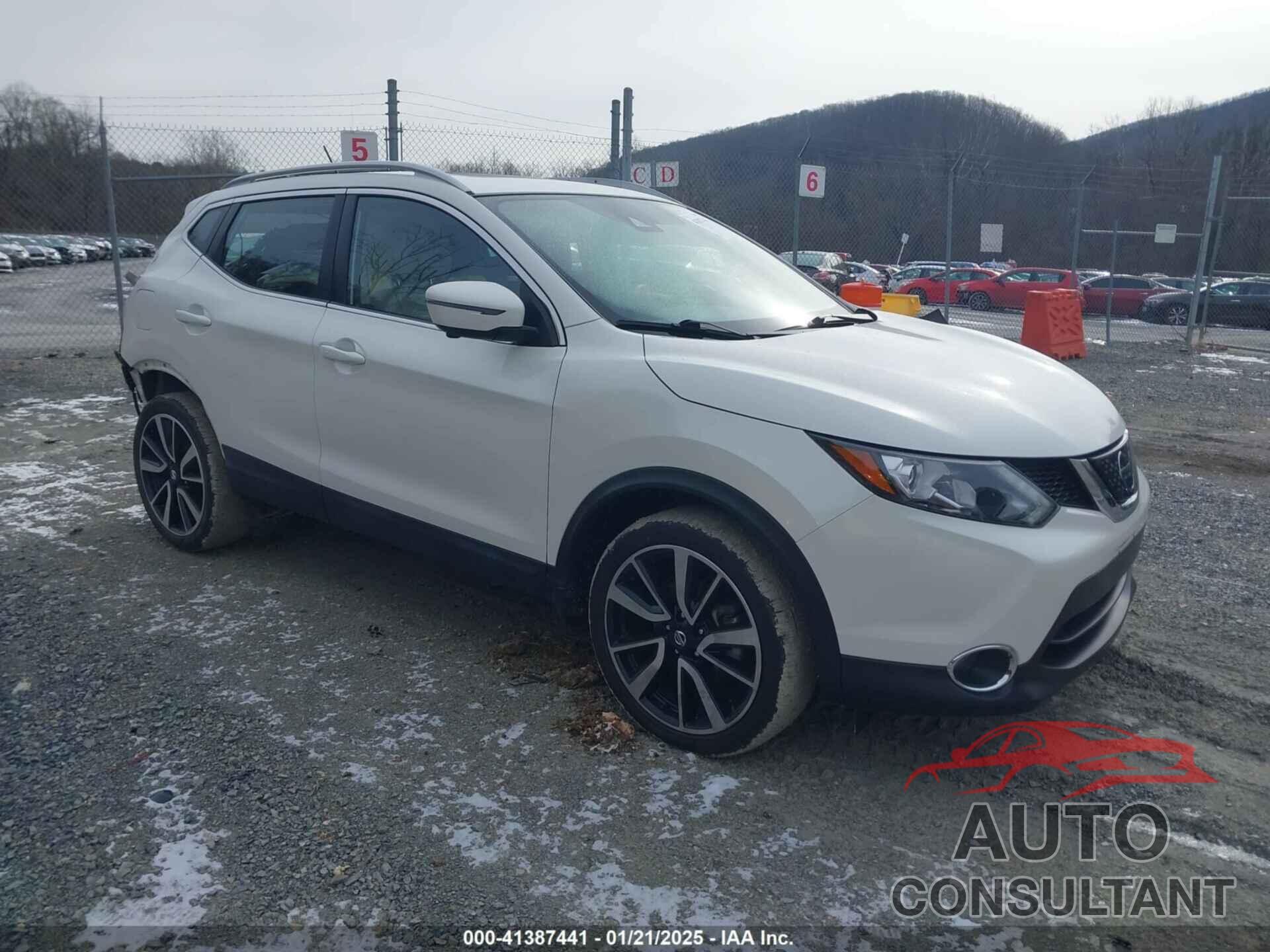 NISSAN ROGUE SPORT 2018 - JN1BJ1CR6JW265285