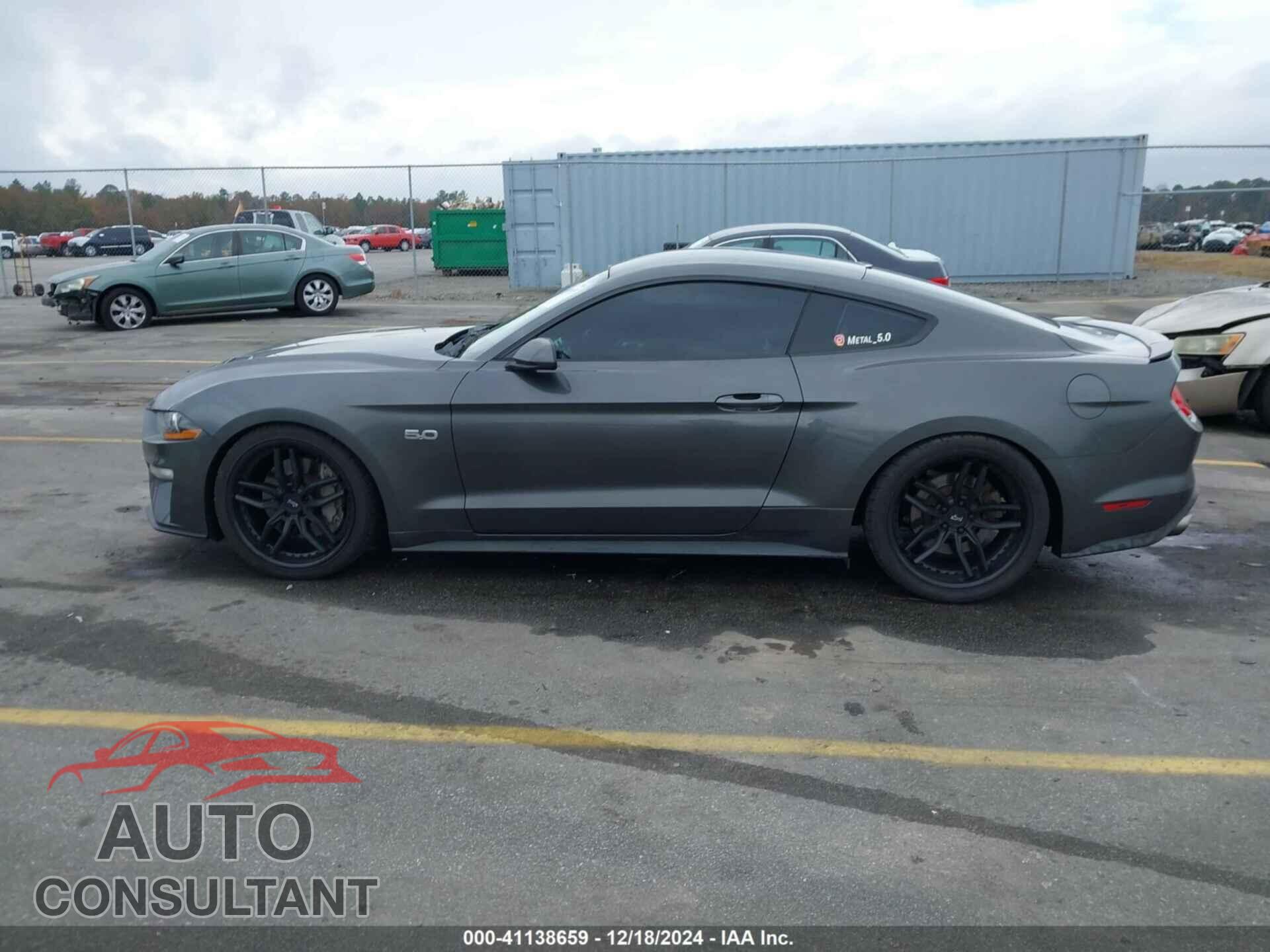 FORD MUSTANG 2018 - 1FA6P8CF9J5161641