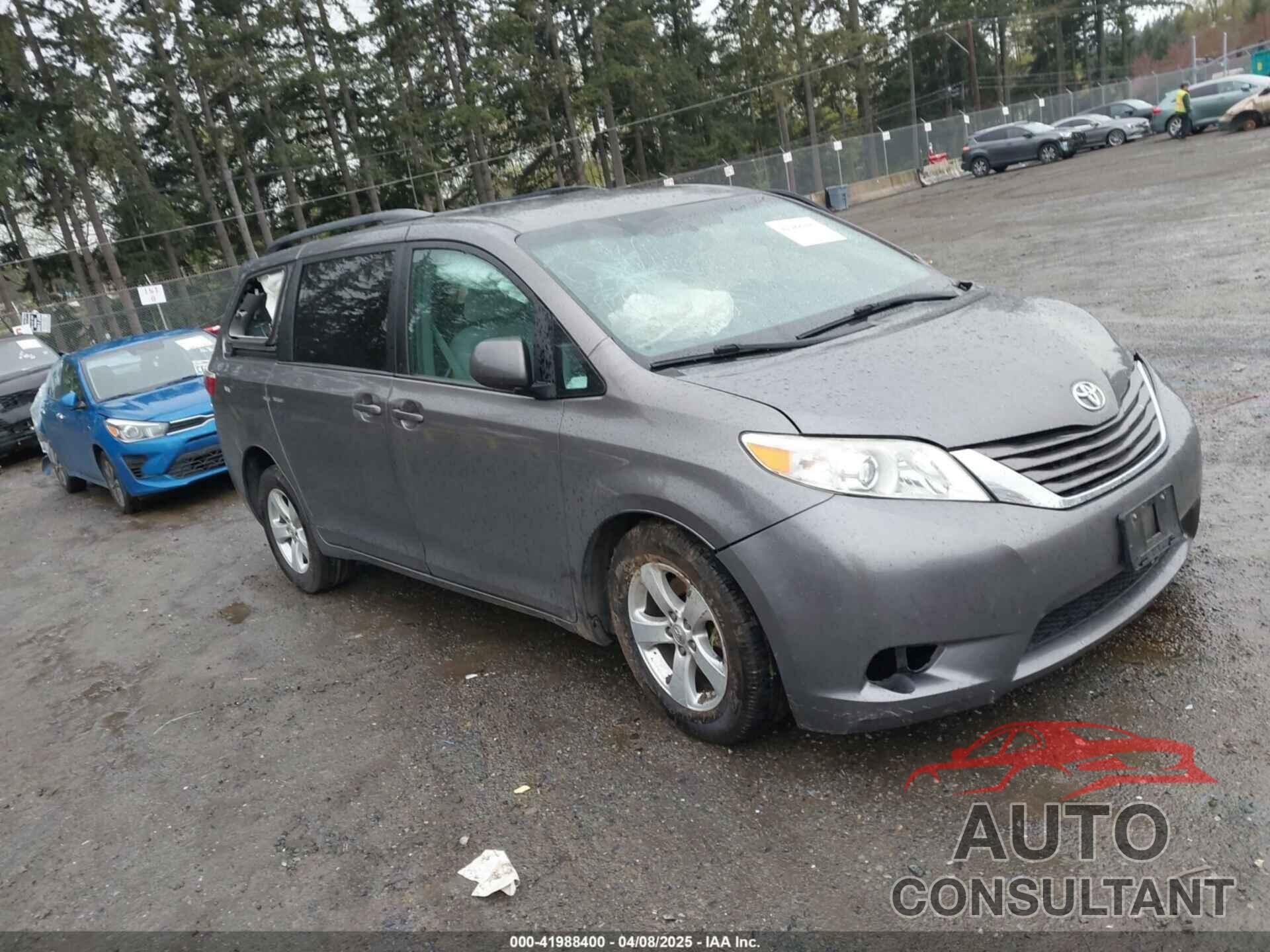 TOYOTA SIENNA 2015 - 5TDKK3DC3FS635681