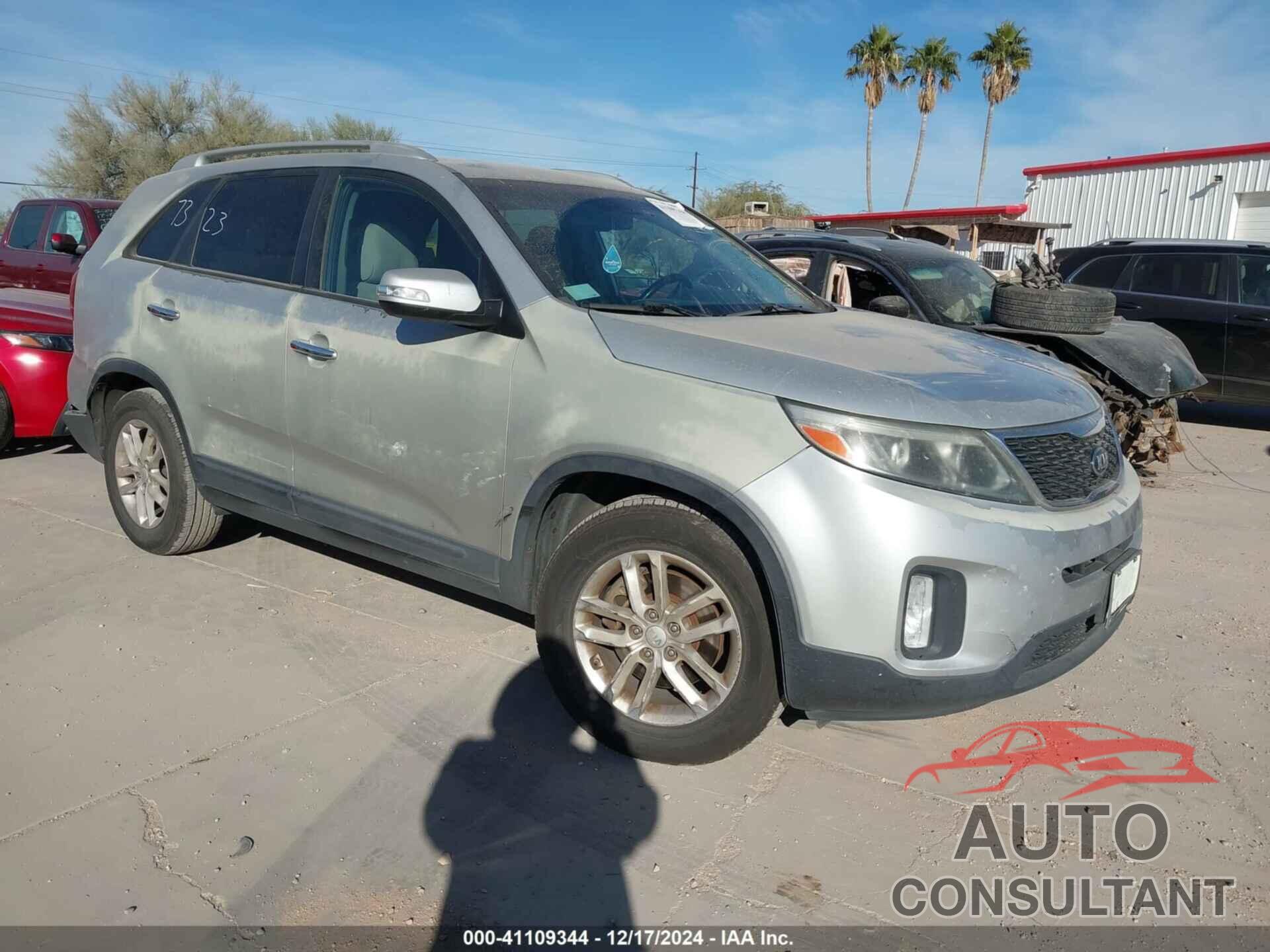 KIA SORENTO 2014 - 5XYKTCA62EG446690