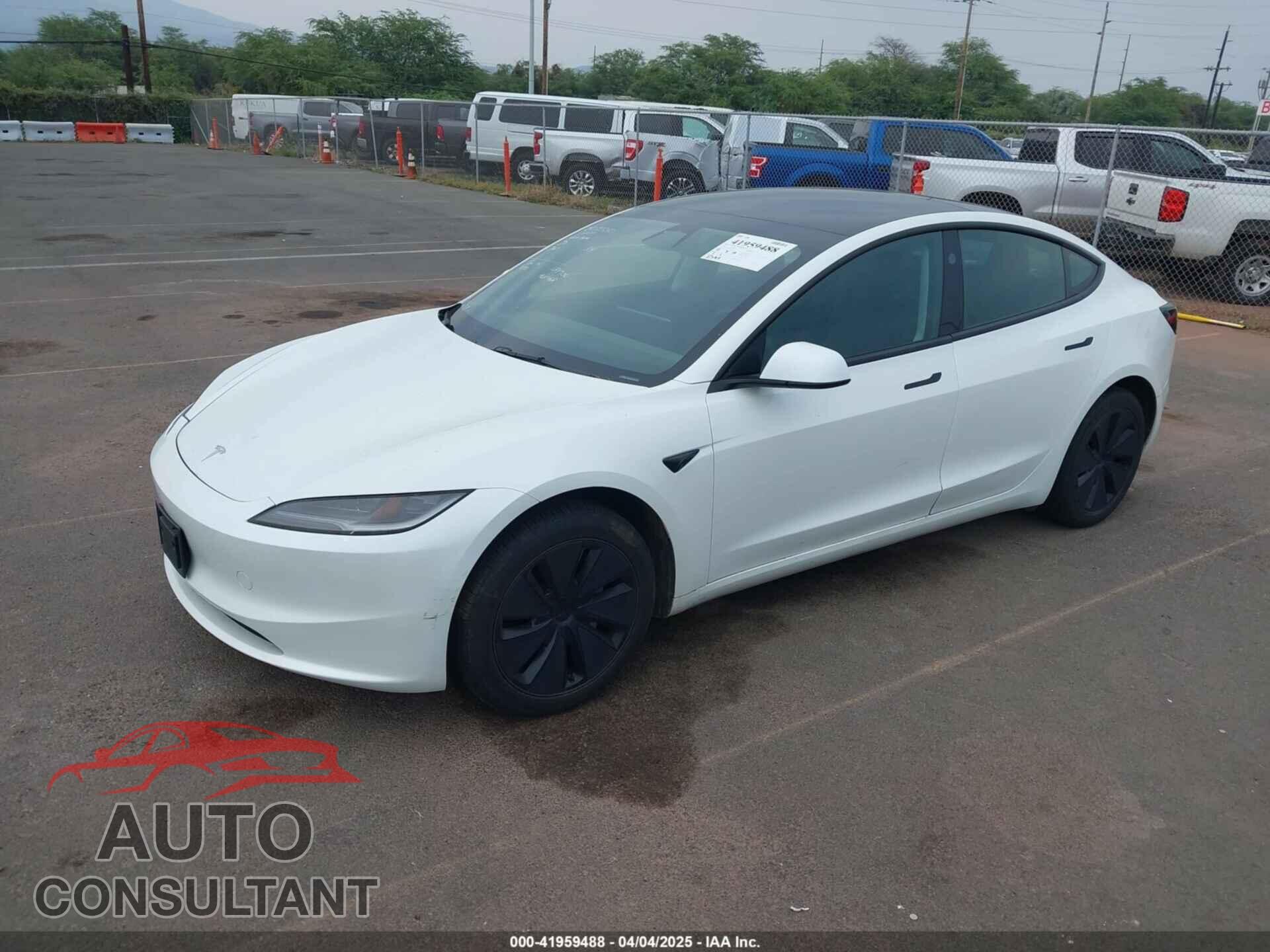 TESLA MODEL 3 2024 - 5YJ3E1EA6RF743914