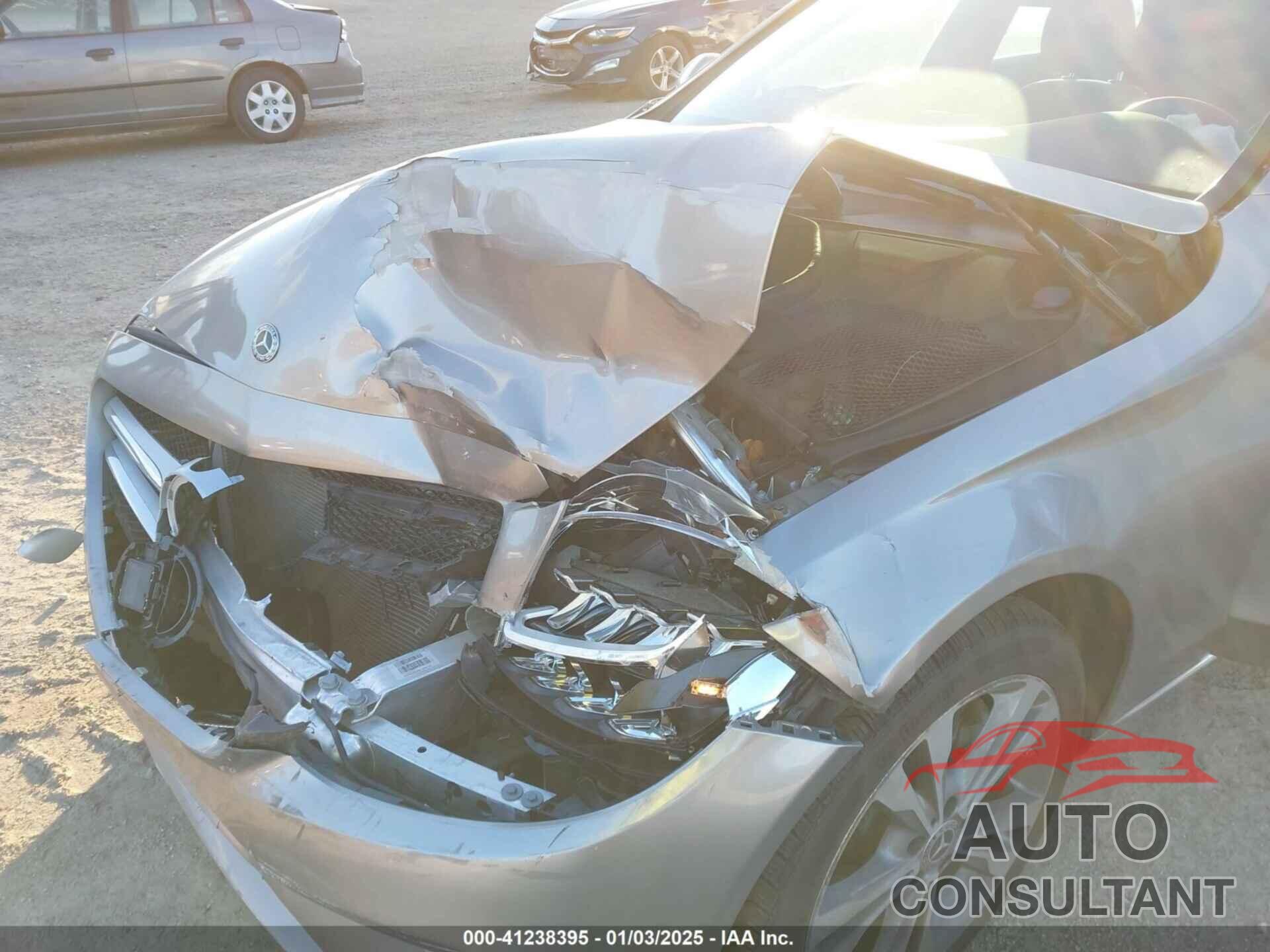 MERCEDES-BENZ C 300 2019 - 55SWF8EB2KU296000