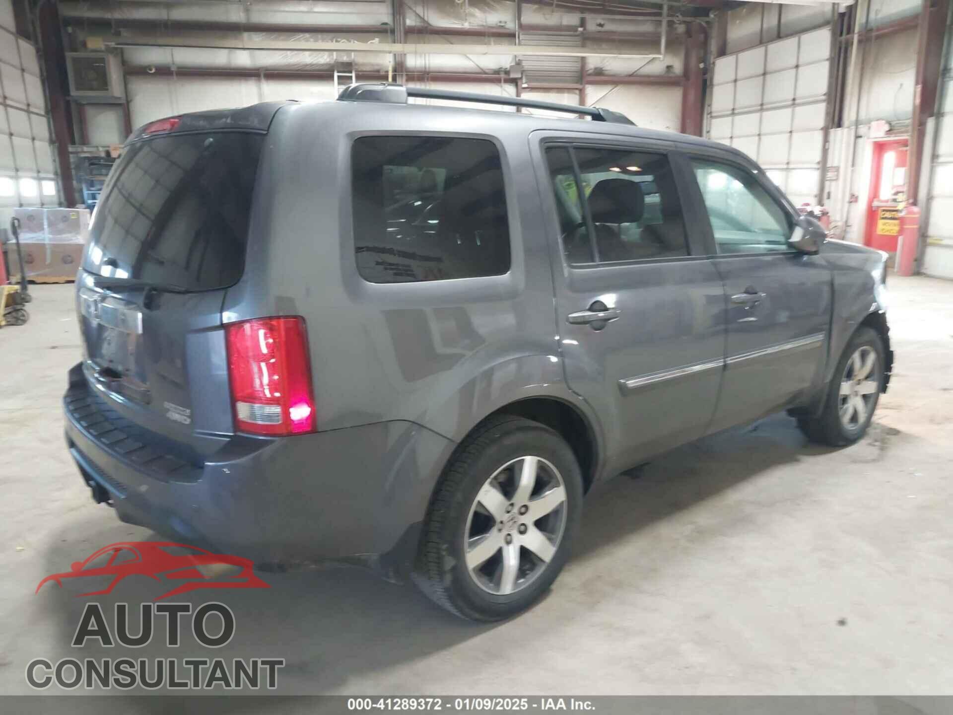 HONDA PILOT 2015 - 5FNYF4H94FB020712