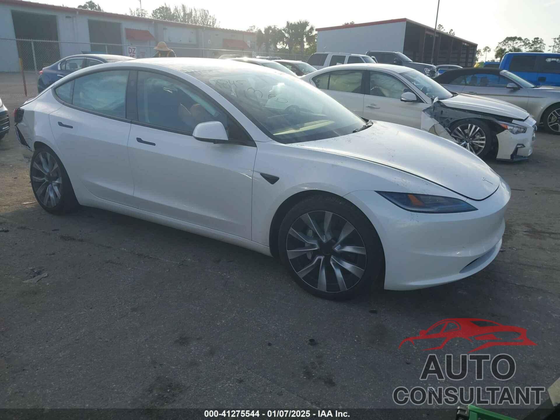 TESLA MODEL 3 2024 - 5YJ3E1EA9RF751845