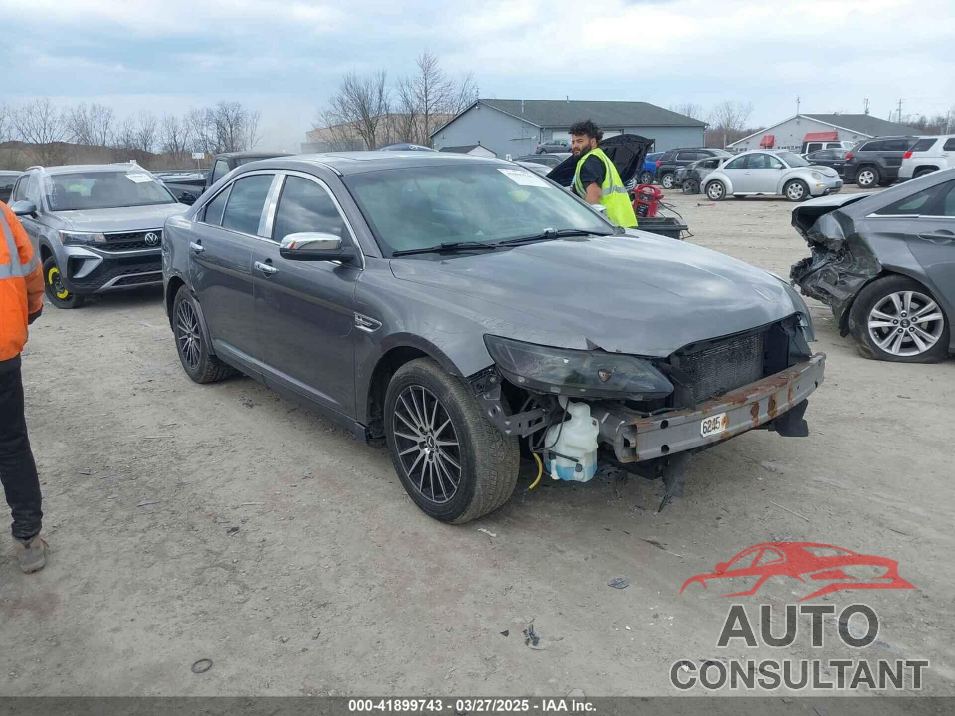 FORD TAURUS 2011 - 1FAHP2FW1BG123392