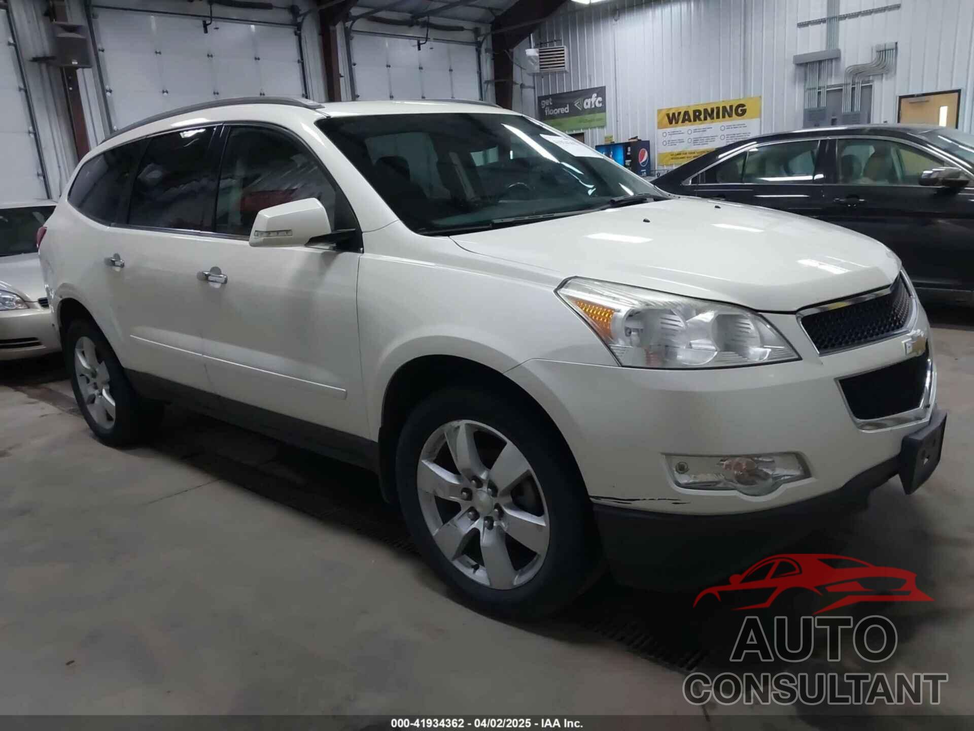 CHEVROLET TRAVERSE 2011 - 1GNKVJED2BJ298566