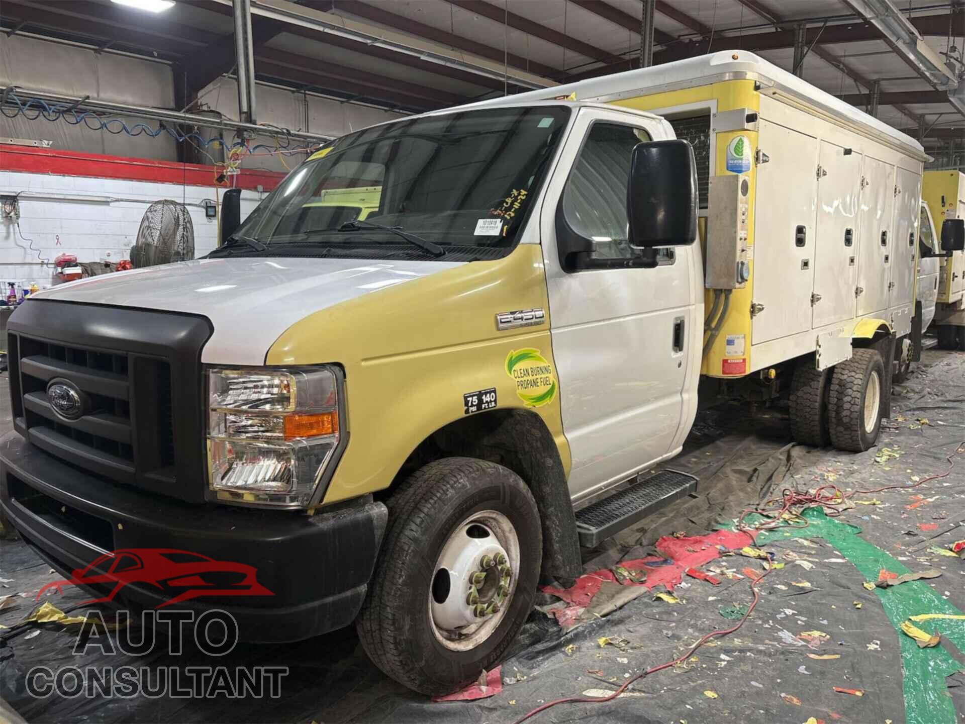 FORD ECONOLINE 2018 - 1FDXE4FS2JDC33223