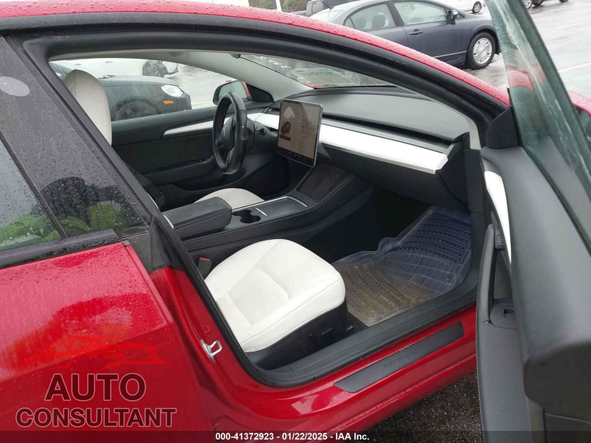TESLA MODEL 3 2023 - 5YJ3E1EA2PF384204