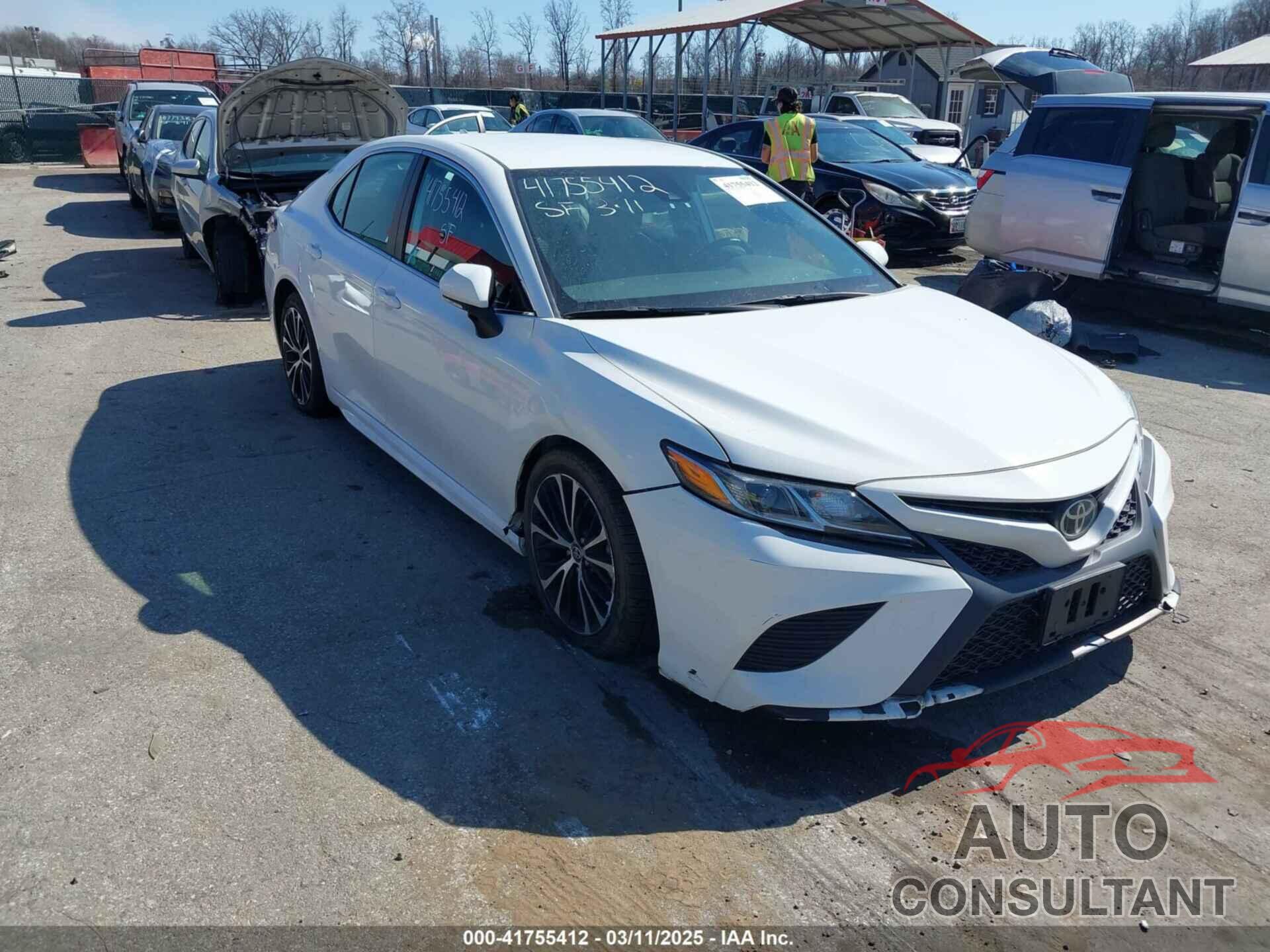 TOYOTA CAMRY 2020 - 4T1G11BK2LU008707