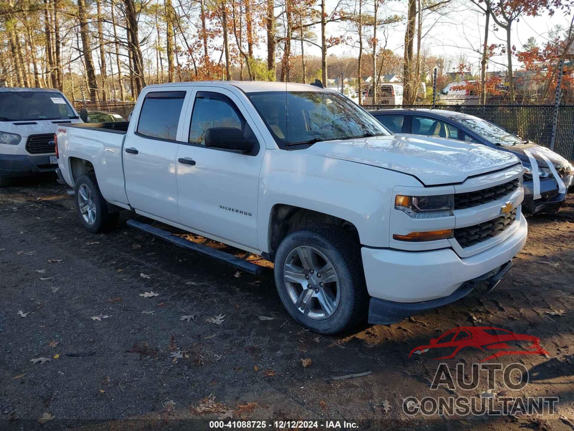 CHEVROLET SILVERADO 1500 2018 - 3GCUKPEC3JG292912