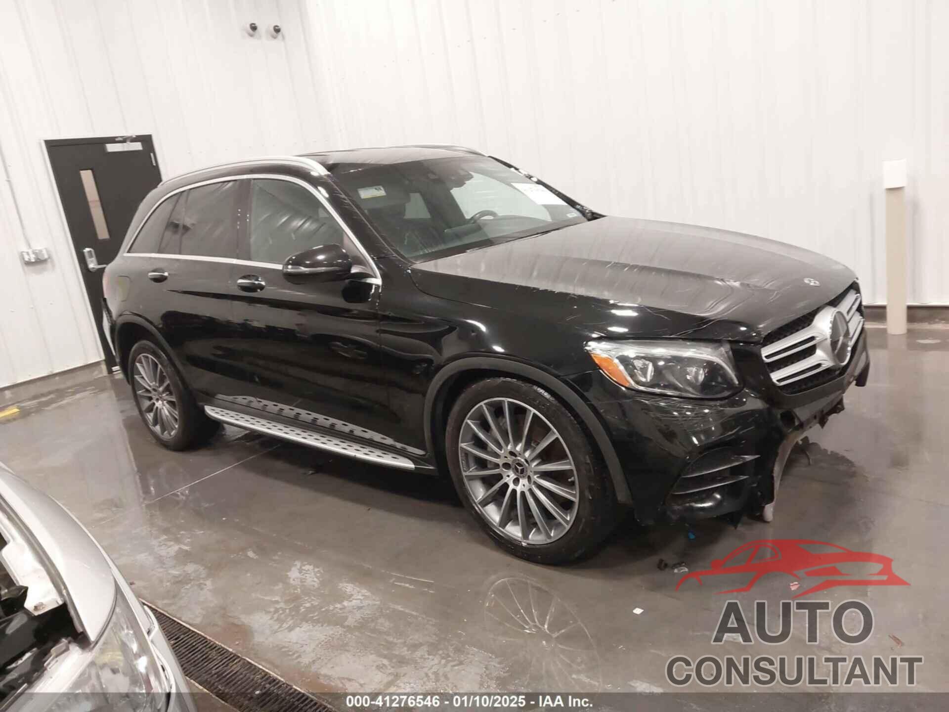 MERCEDES-BENZ GLC 300 2019 - WDC0G4KBXKV163790
