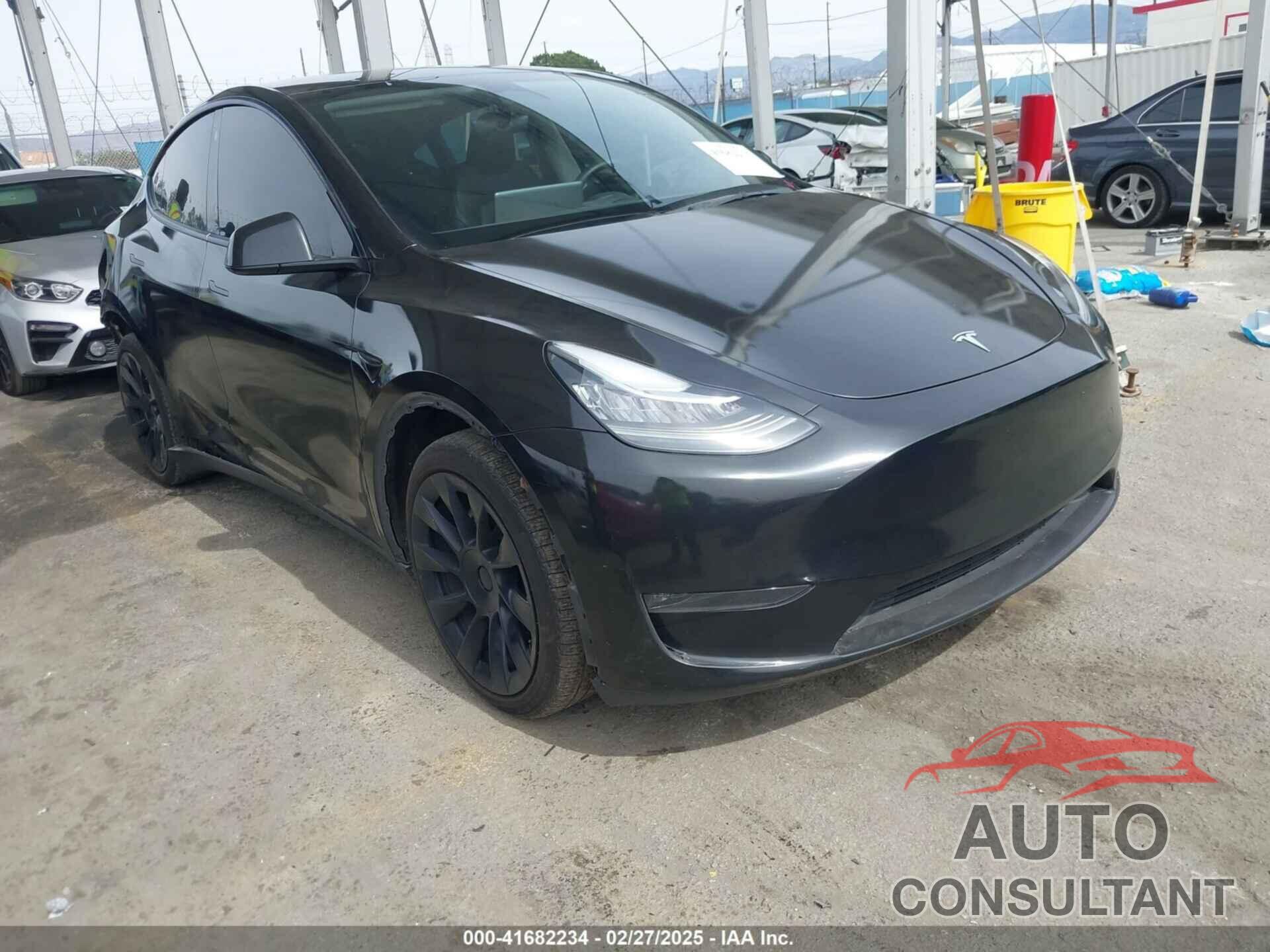 TESLA MODEL Y 2023 - 7SAYGDEEXPA043511