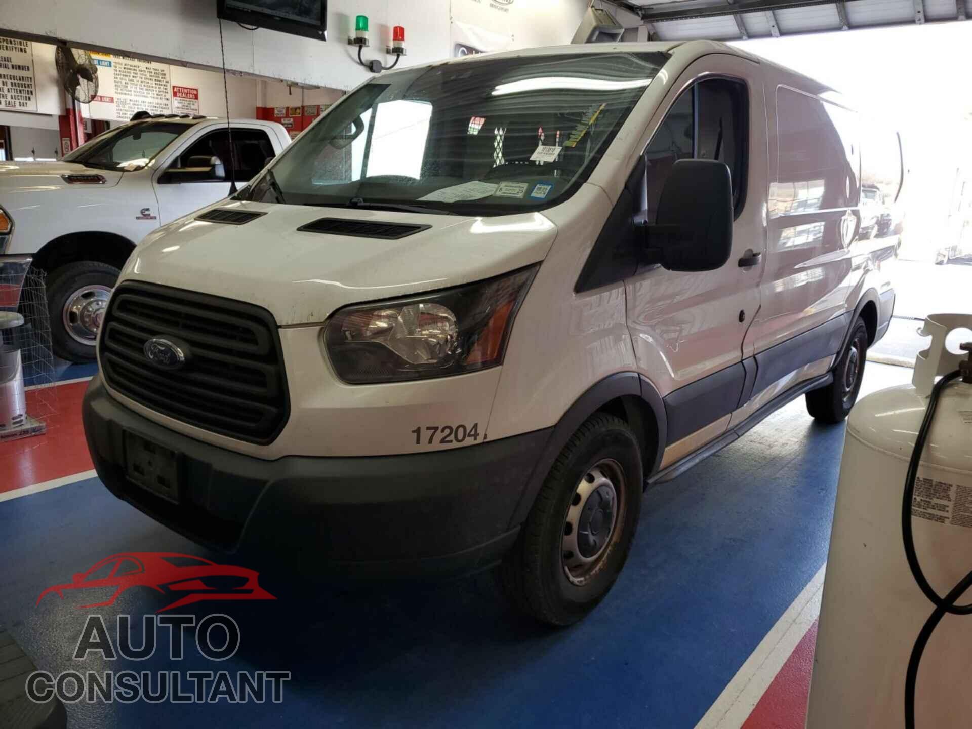 FORD TRANSIT 2017 - 1FTYE1YM7HKA82536