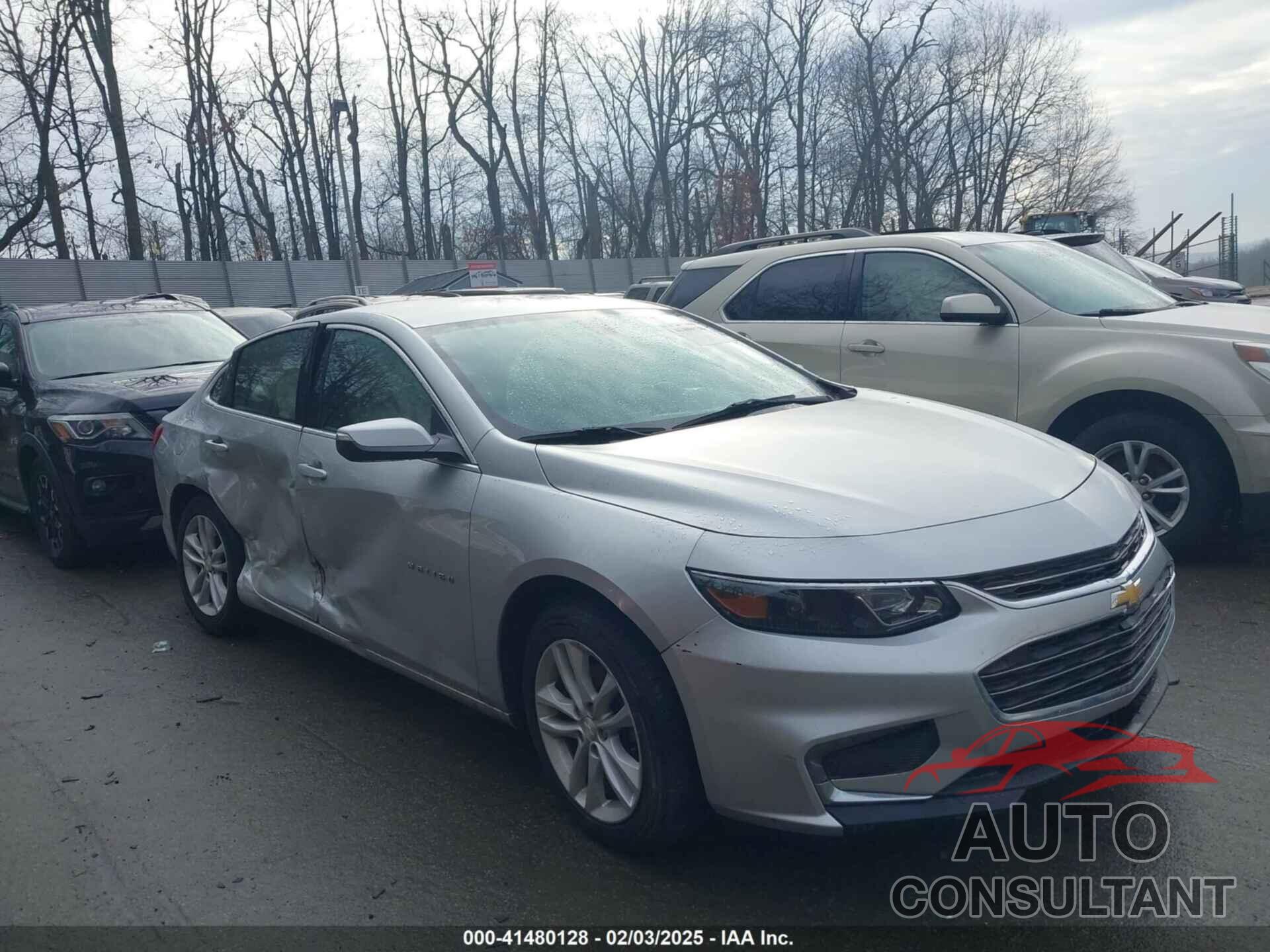 CHEVROLET MALIBU 2018 - 1G1ZD5ST0JF111221