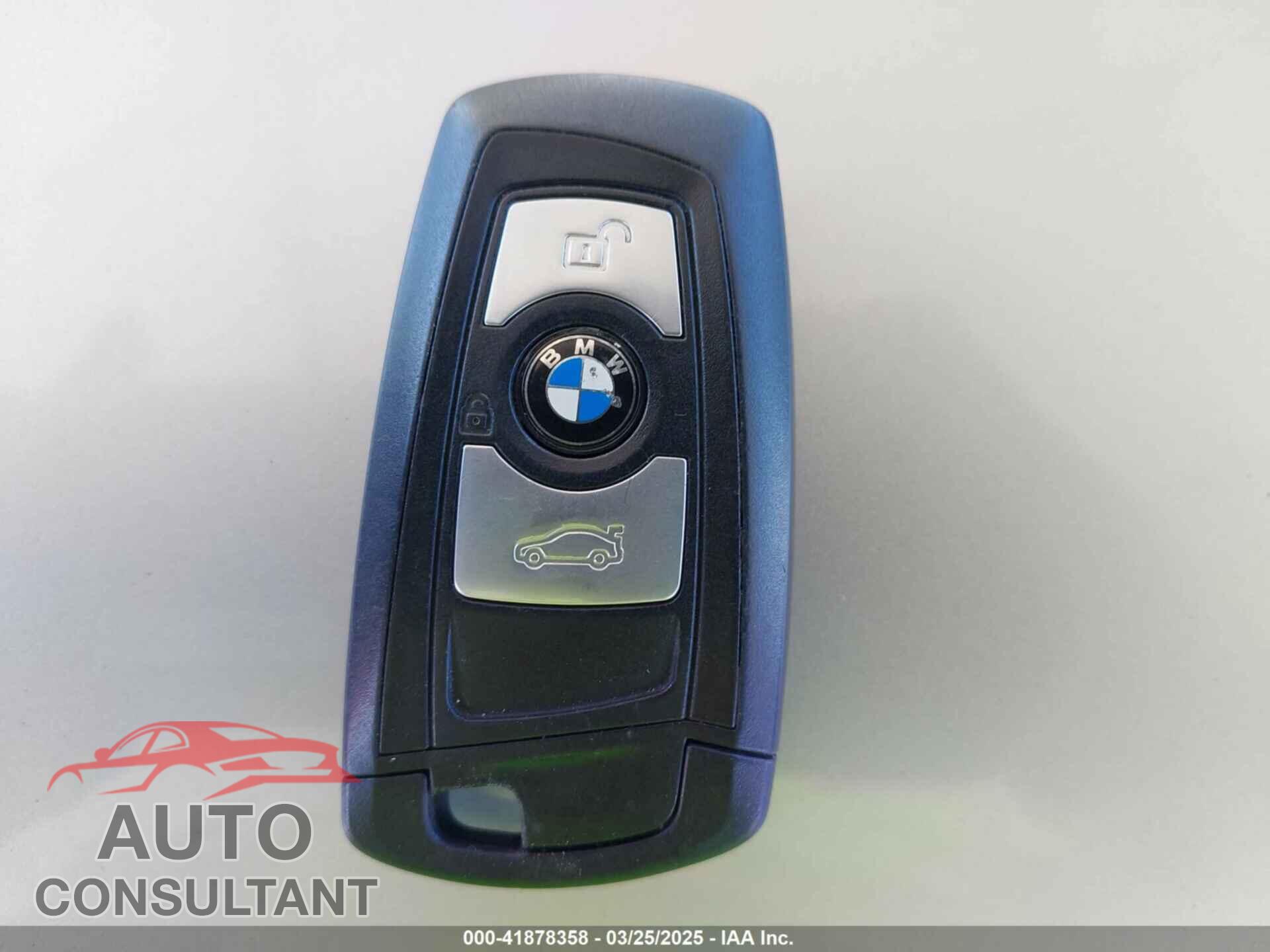 BMW 328I 2013 - WBA3C1G55DNR47357