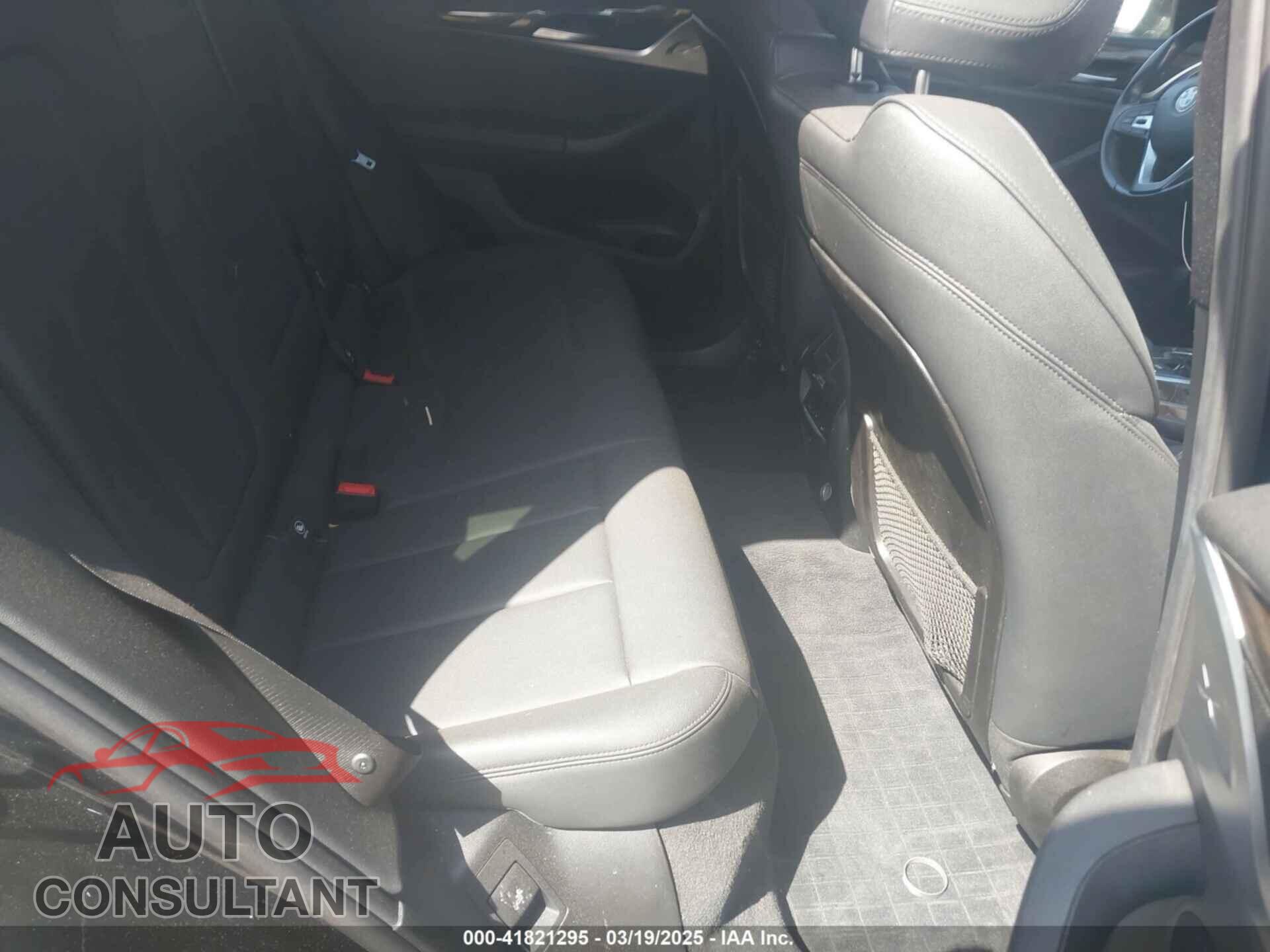 BMW X3 2019 - 5UXTR7C52KLF24627
