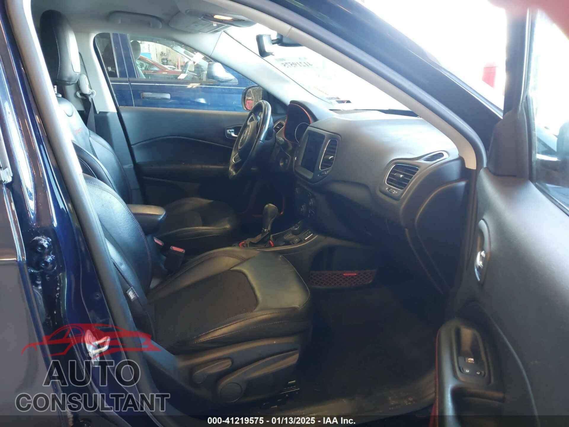 JEEP COMPASS 2019 - 3C4NJDDBXKT747794