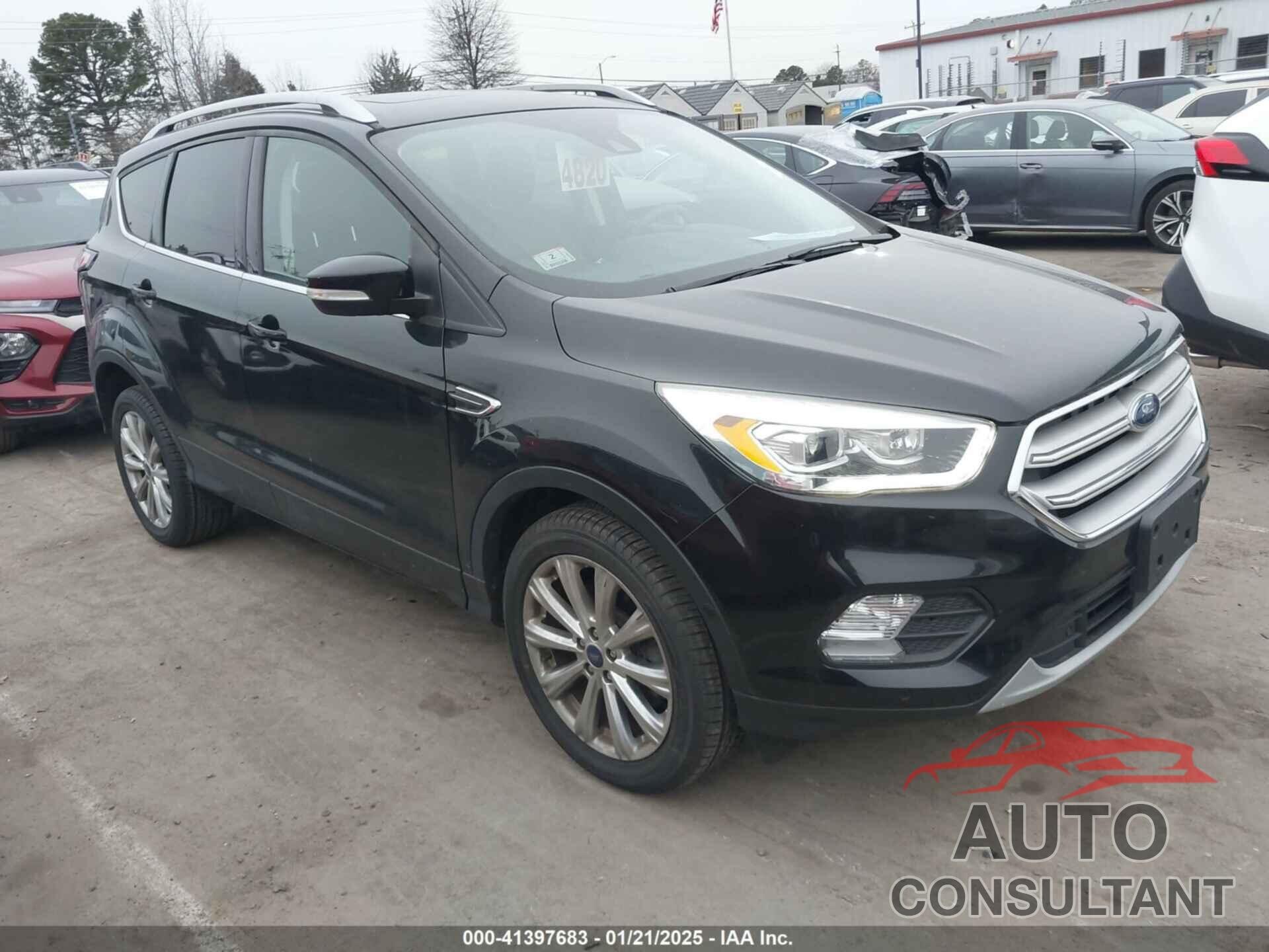 FORD ESCAPE 2018 - 1FMCU9J94JUB74209